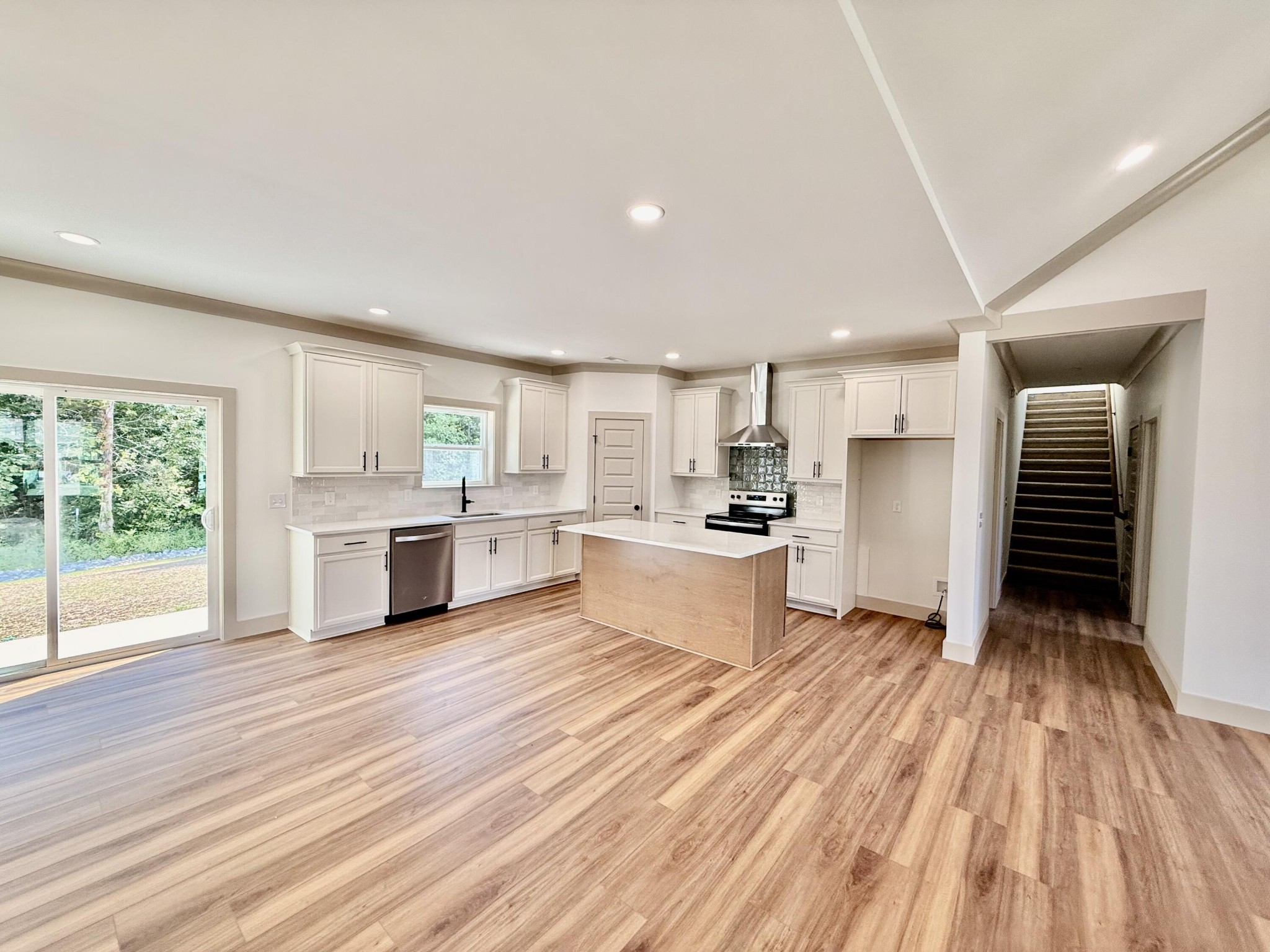 25 Jakes Way, NW