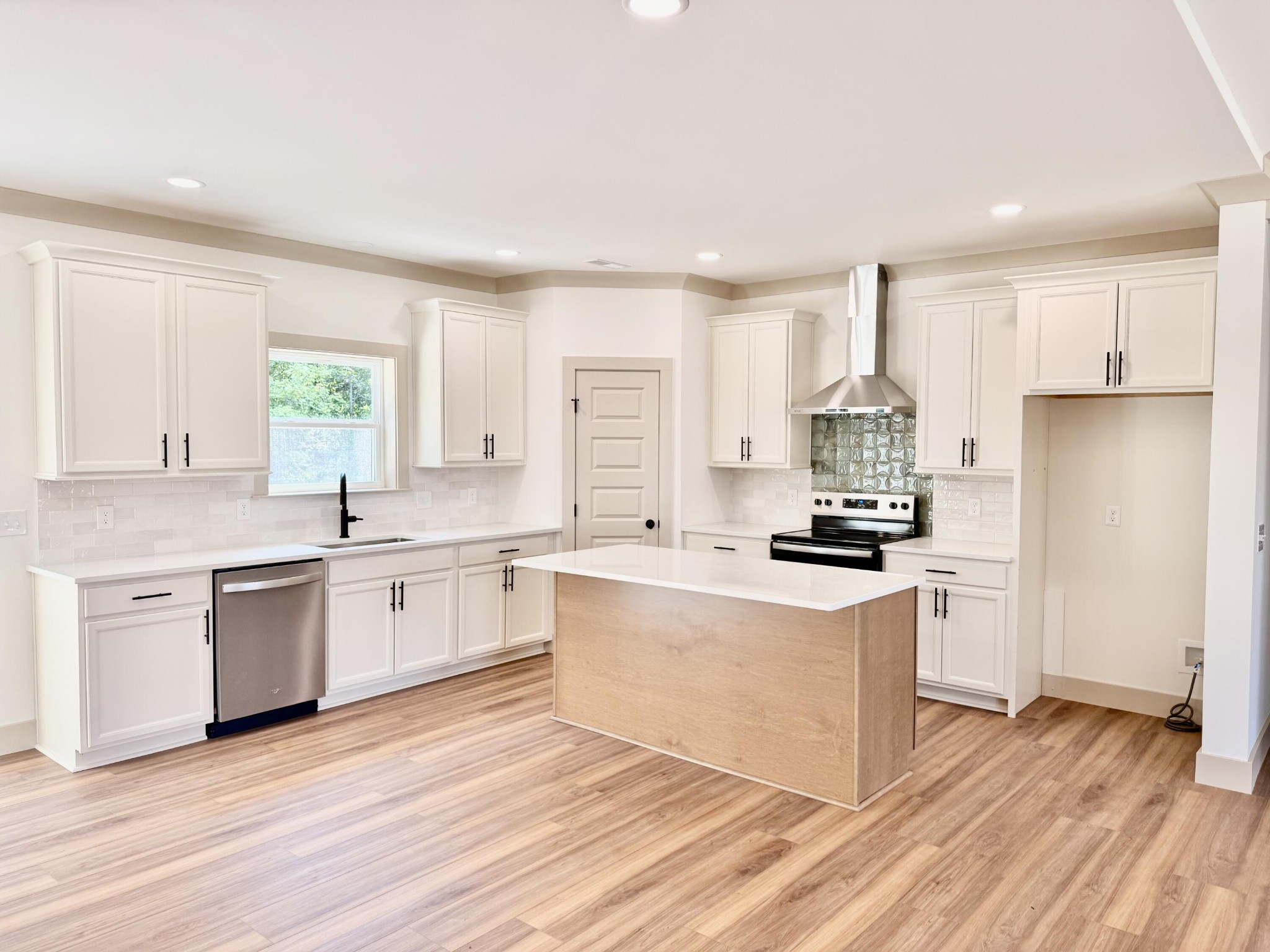 25 Jakes Way, NW