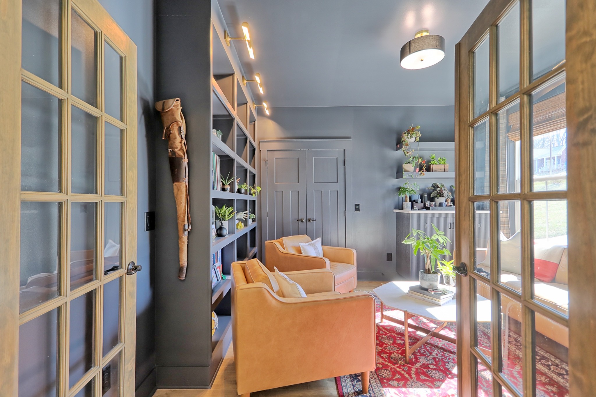2114 Alpine Dr