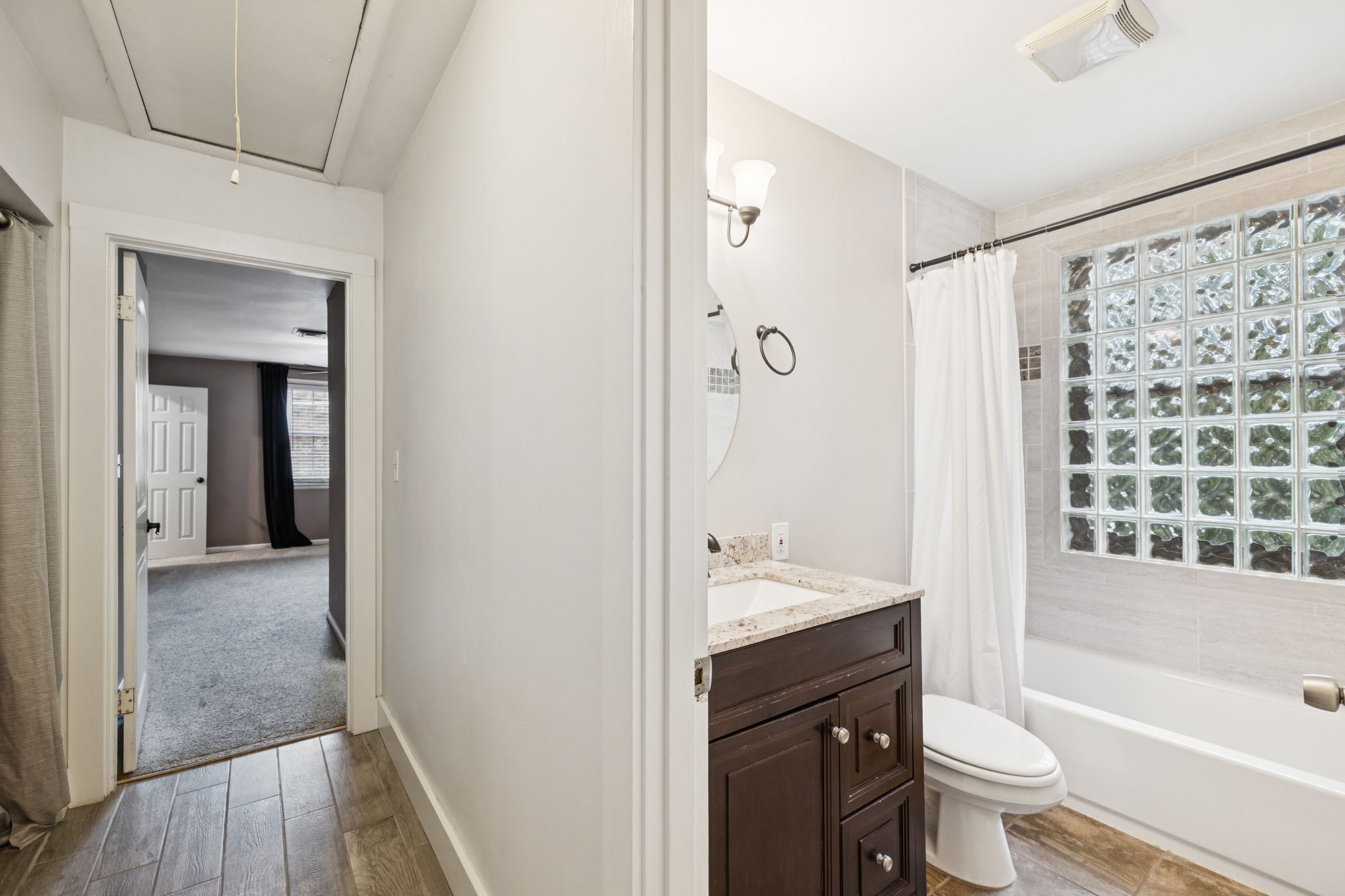 338 Lynn Dr