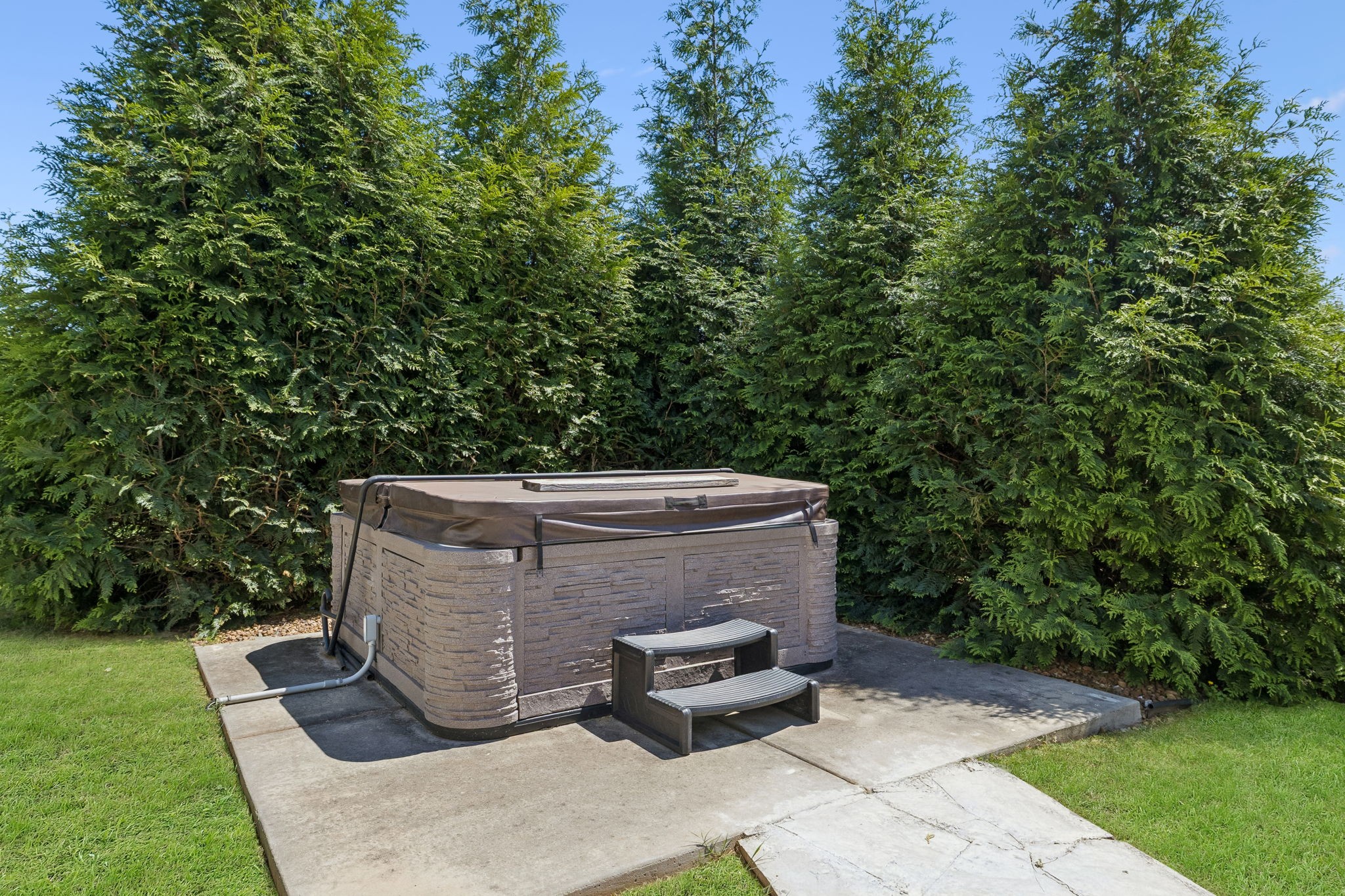 55 Windjammer Ct