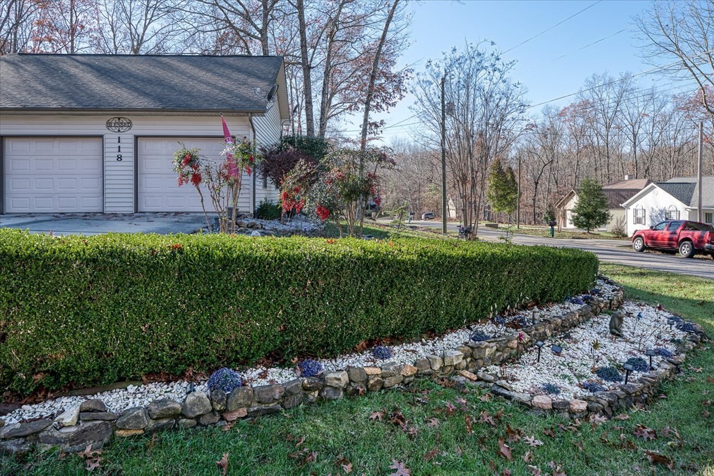 118 Glenwood Dr