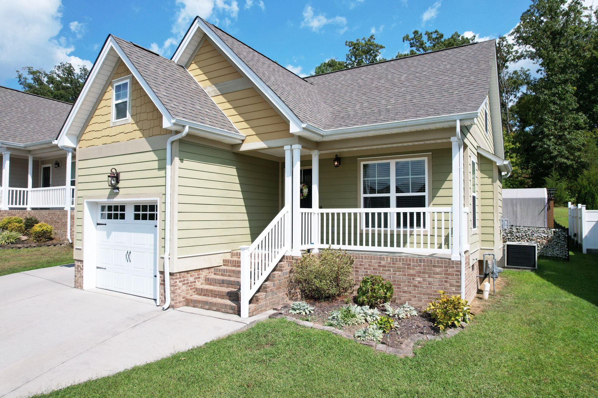 3116 Cottage Grove Circle, NW
