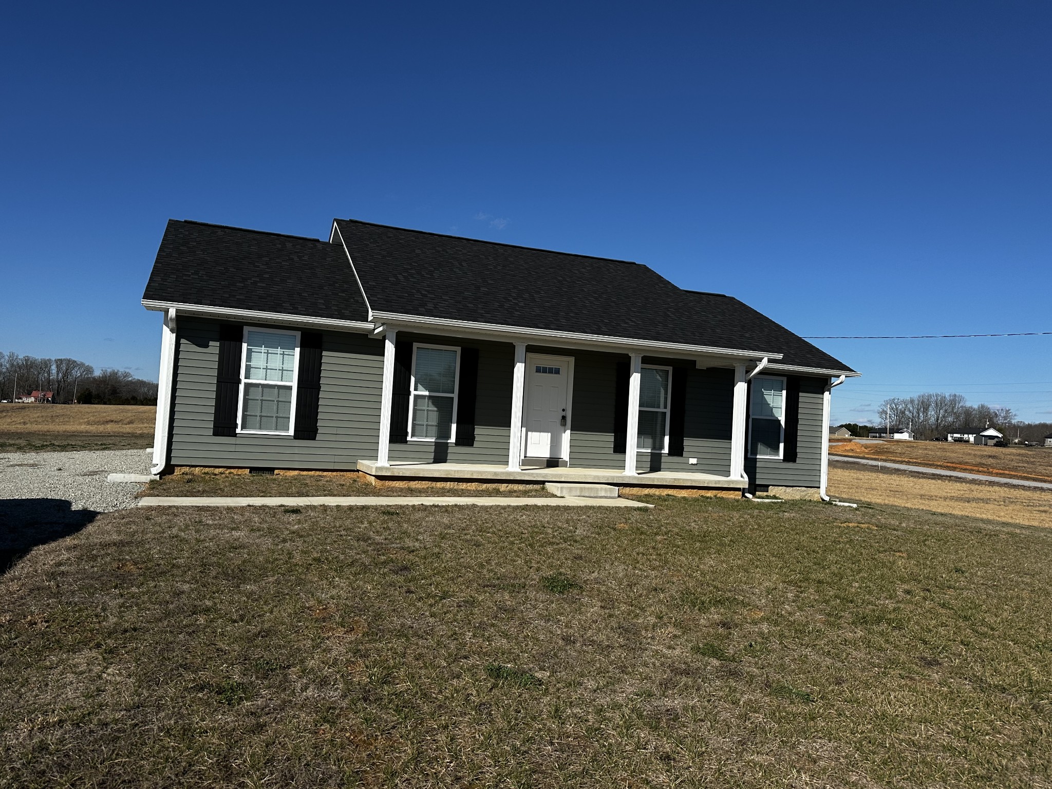 24 Henkle Ln