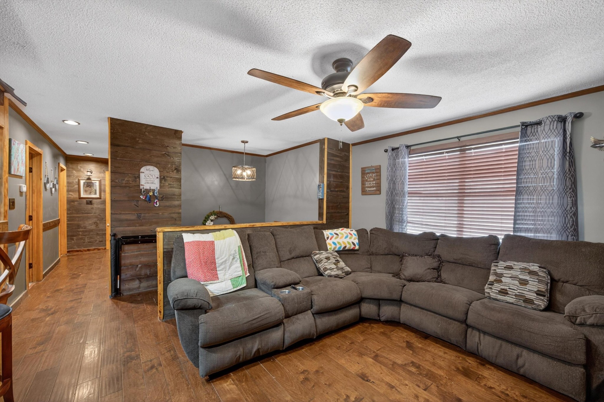 230 SE Fairview Drive, SE