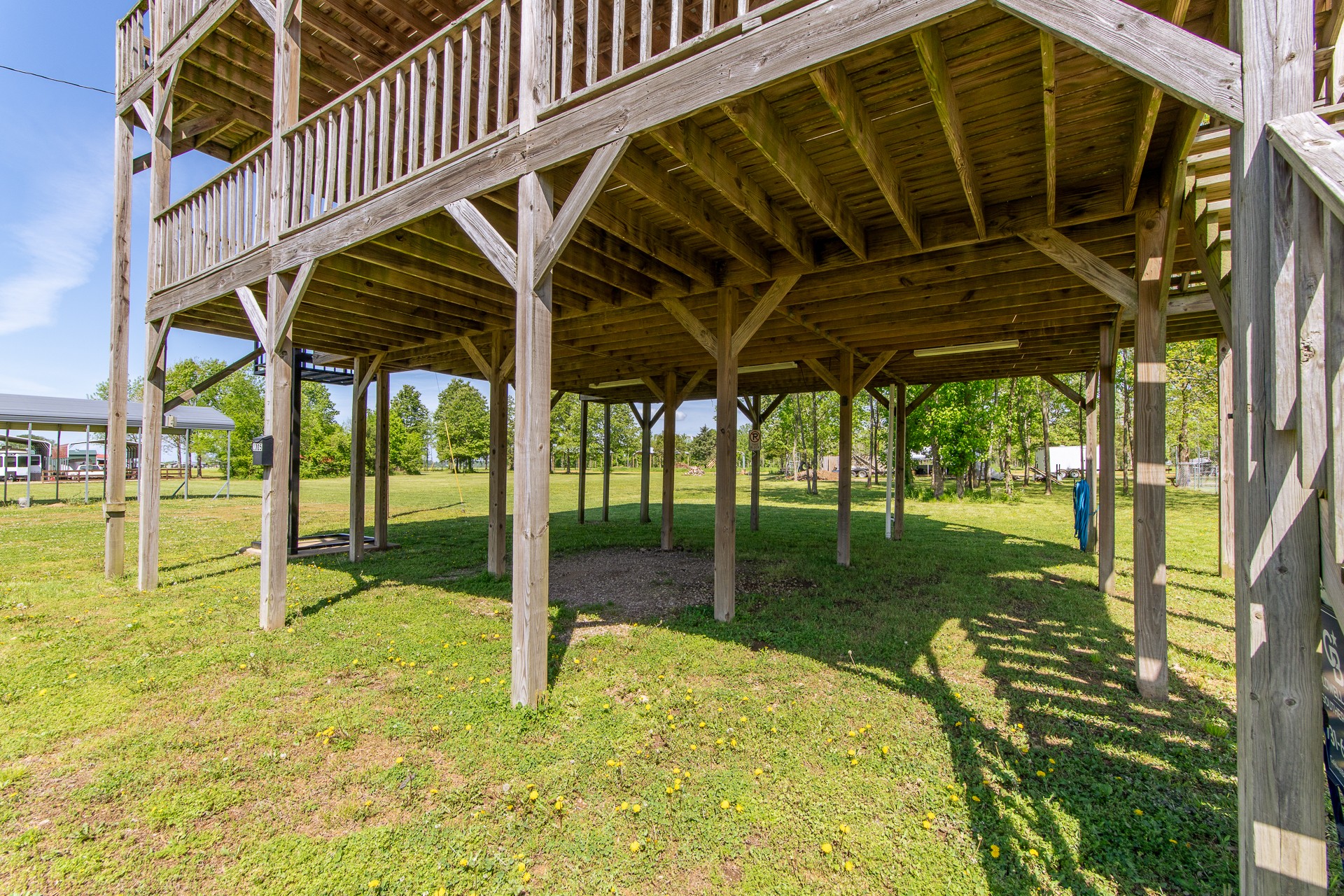 2705 Catfish Ln