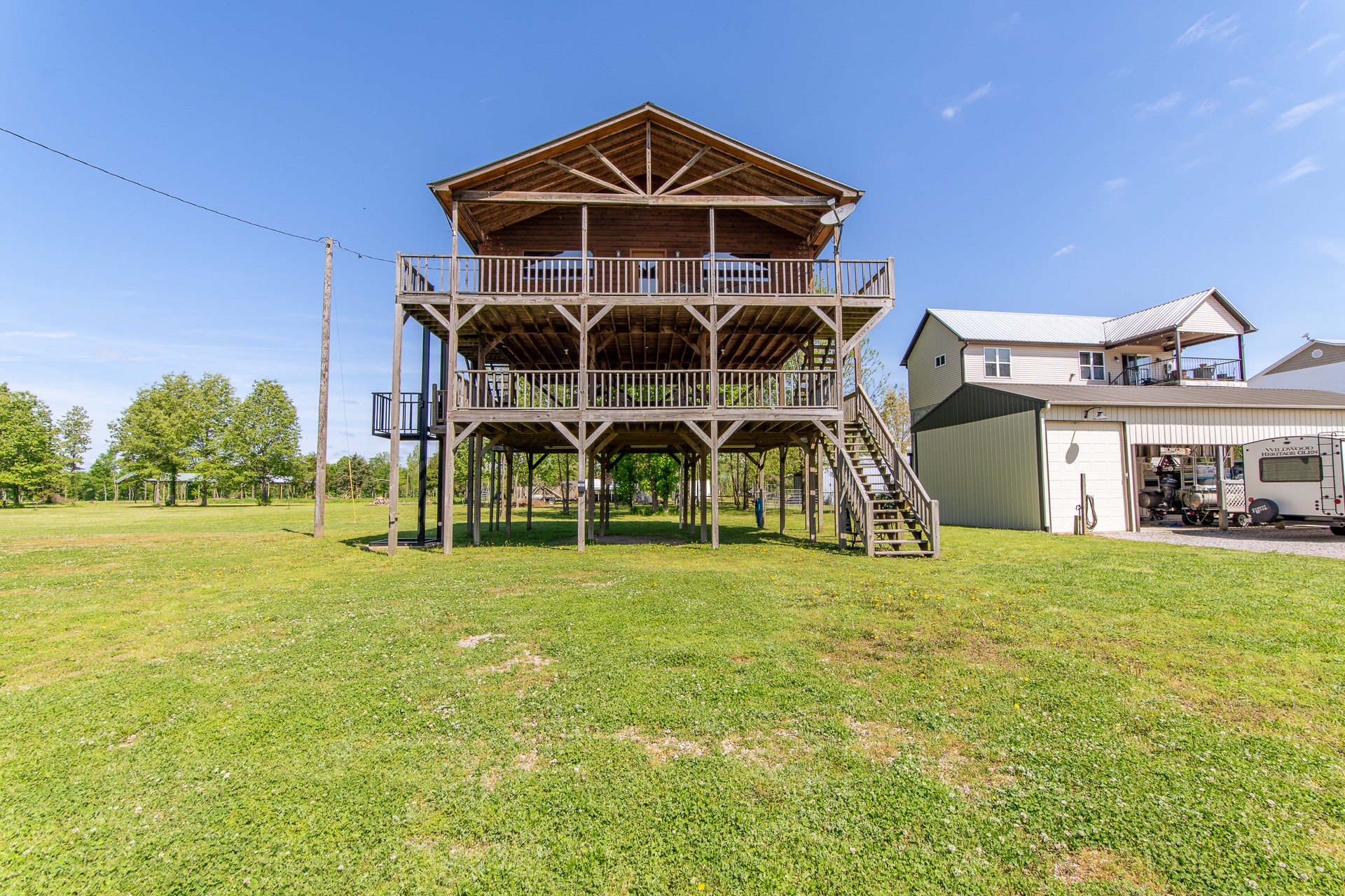 2705 Catfish Ln