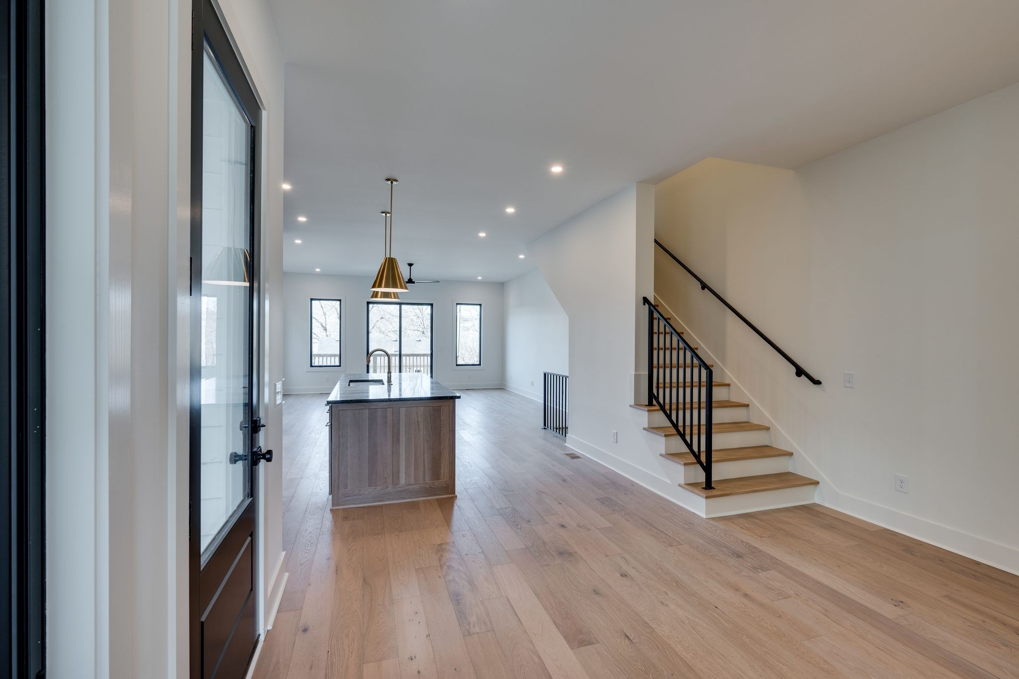 605 Morrow Rd