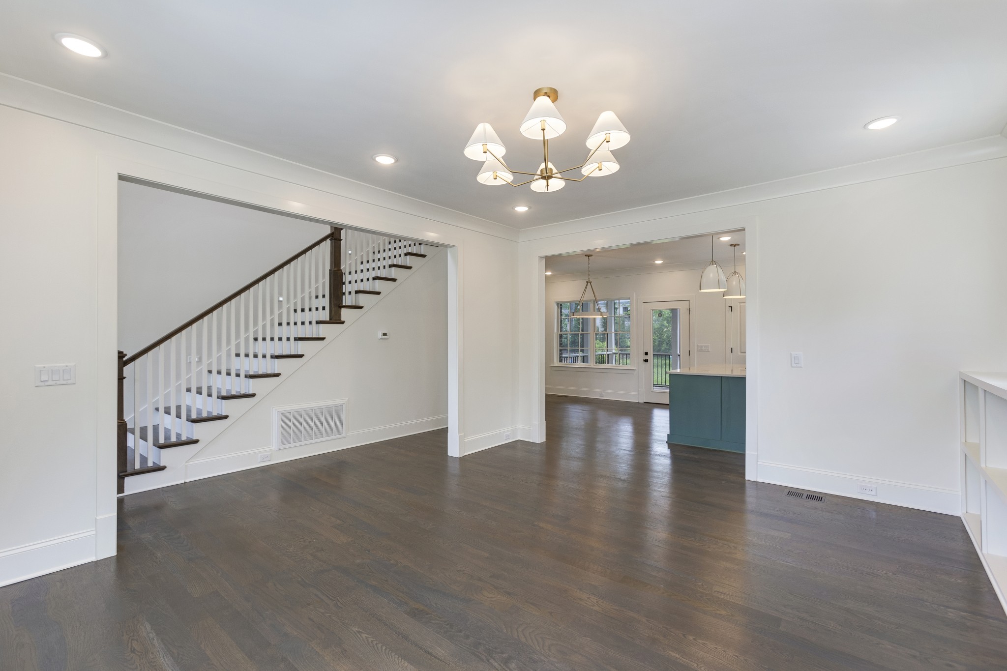 1413 Clifton Ln