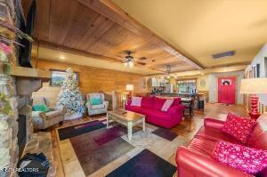 712 Still Hill Way