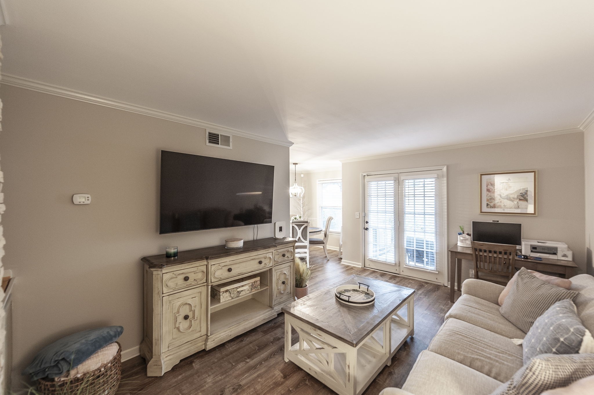 205 Churchill Xing