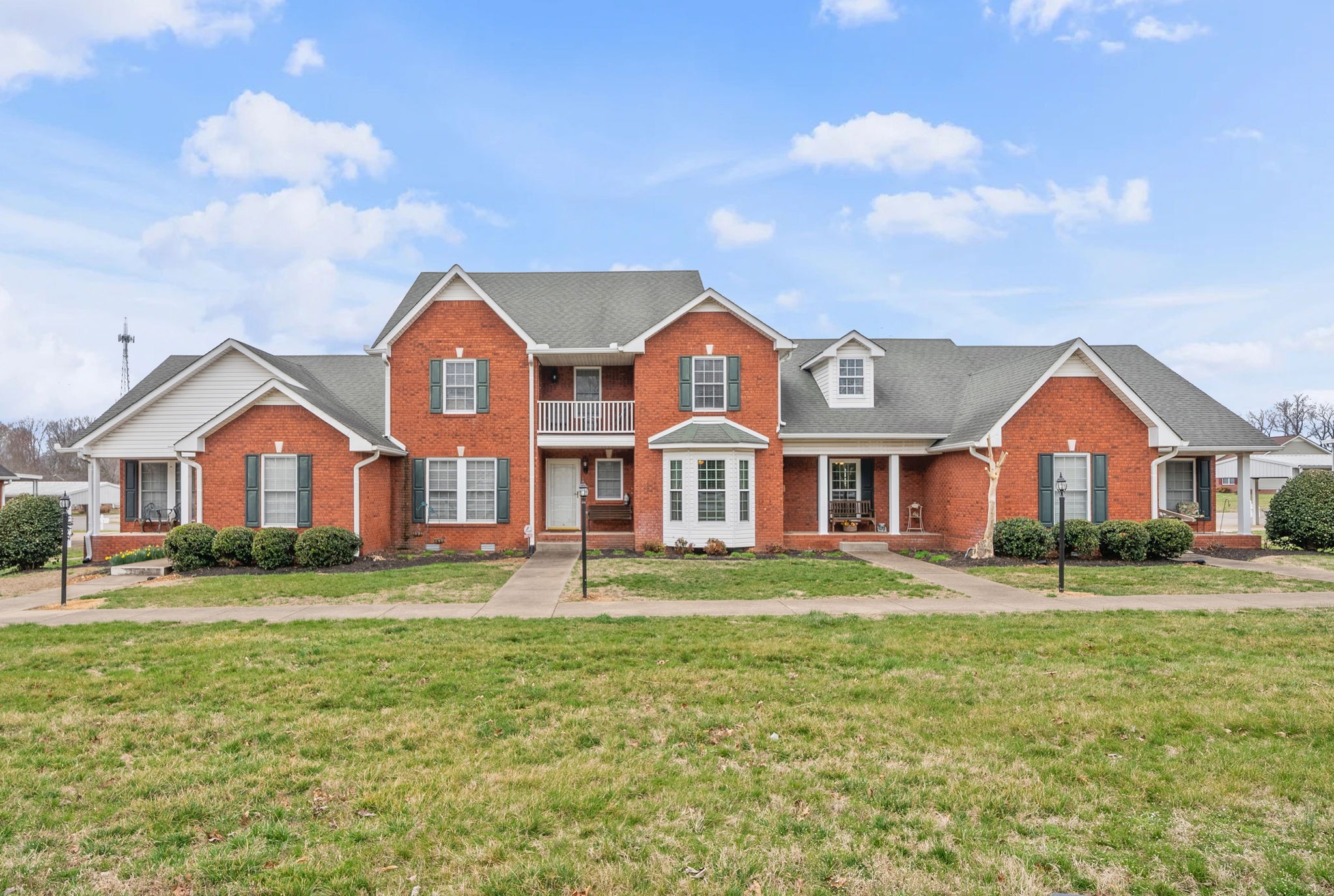 207 Bailey Ln
