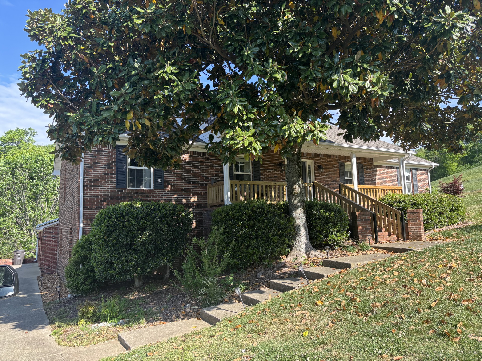 1739 Collins Hollow Rd