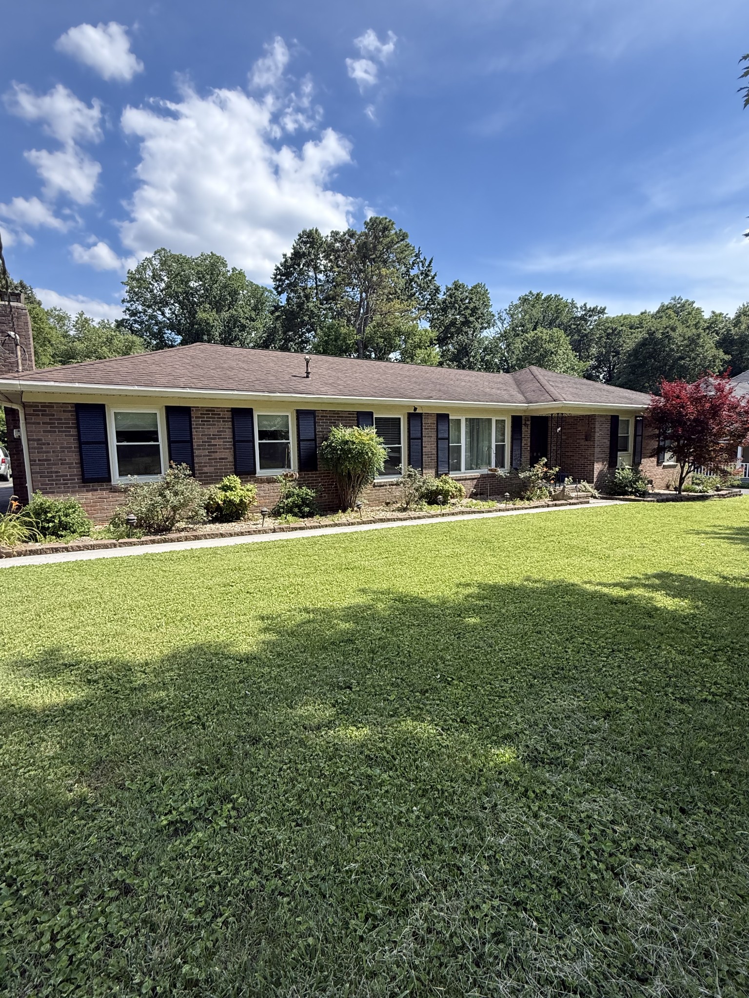 106 Millbrooke Dr