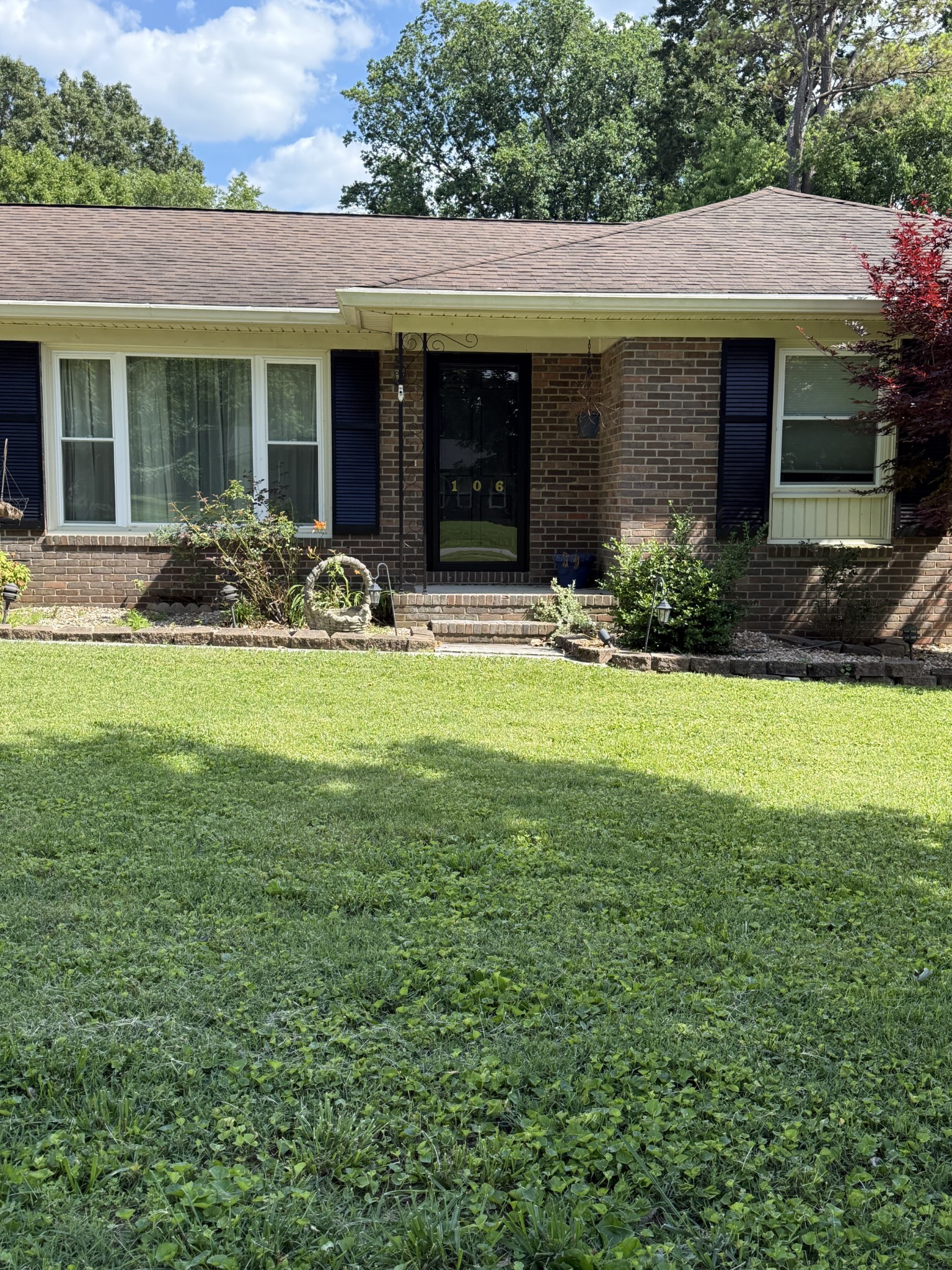 106 Millbrooke Dr