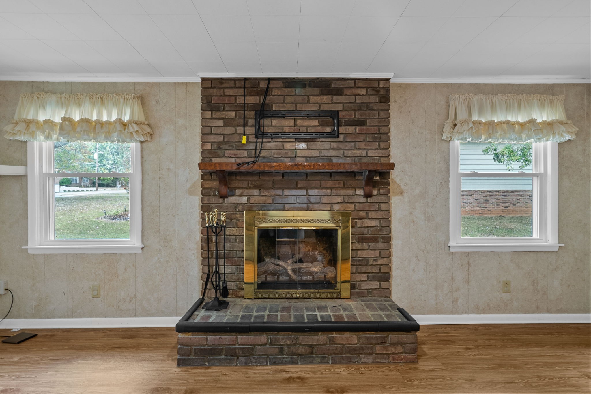 106 Millbrooke Dr