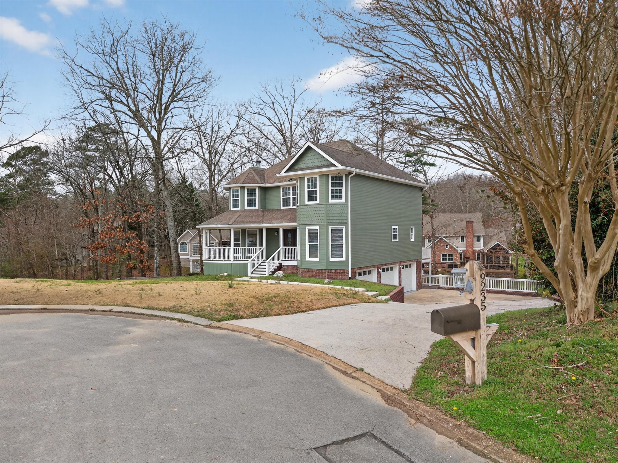 9235 Shay Cove