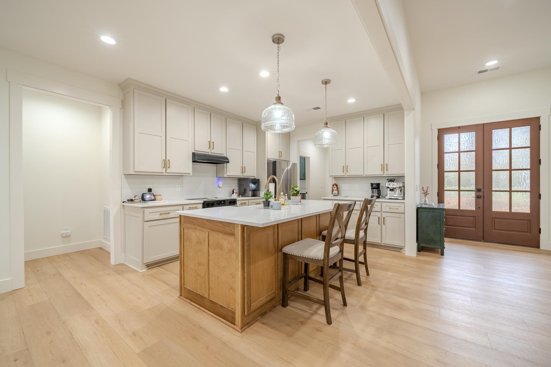 245 FULLEN LN