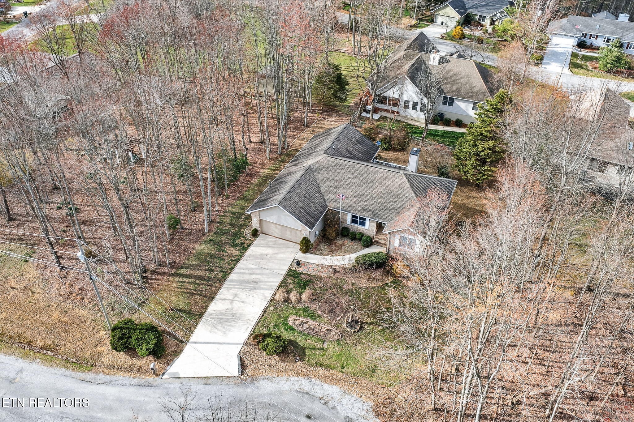 15 Ridge Crest Circle