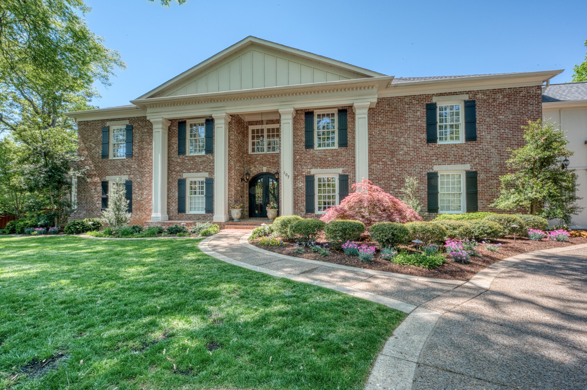 107 Sturbridge Dr