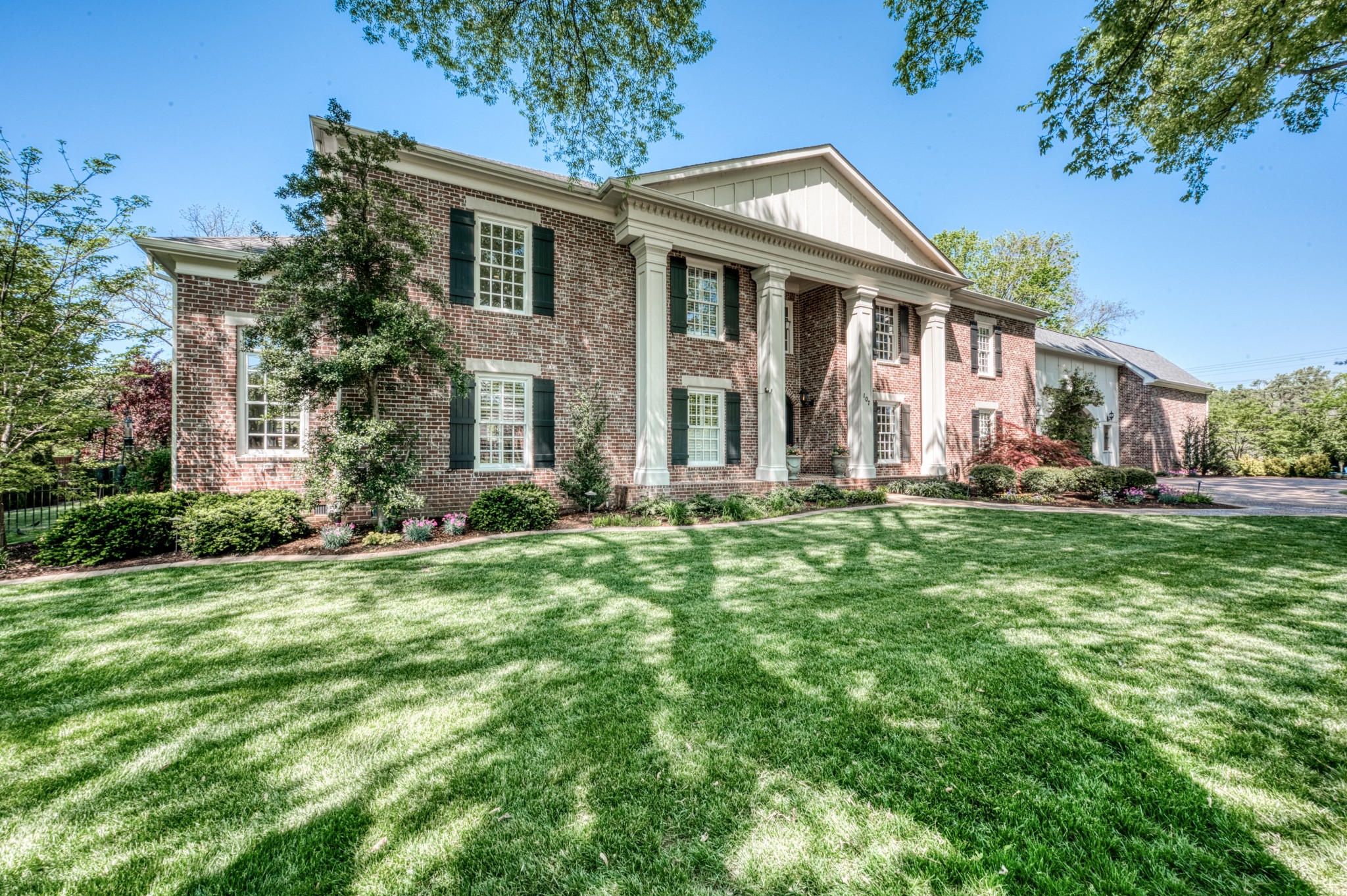 107 Sturbridge Dr