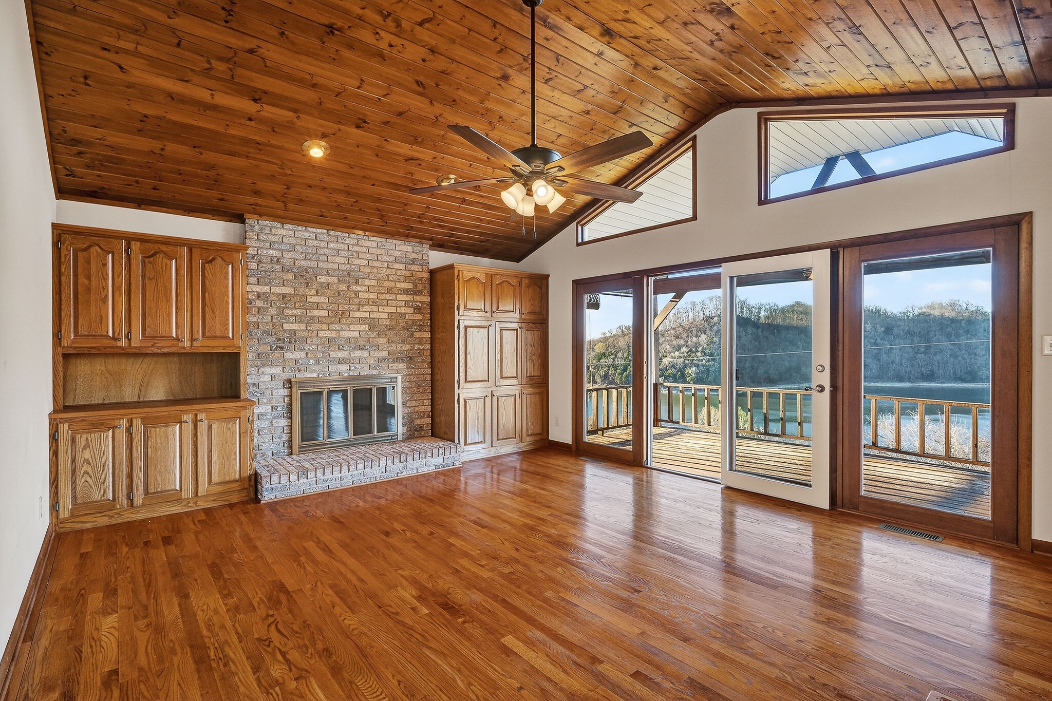 1634 Falling Water Rd