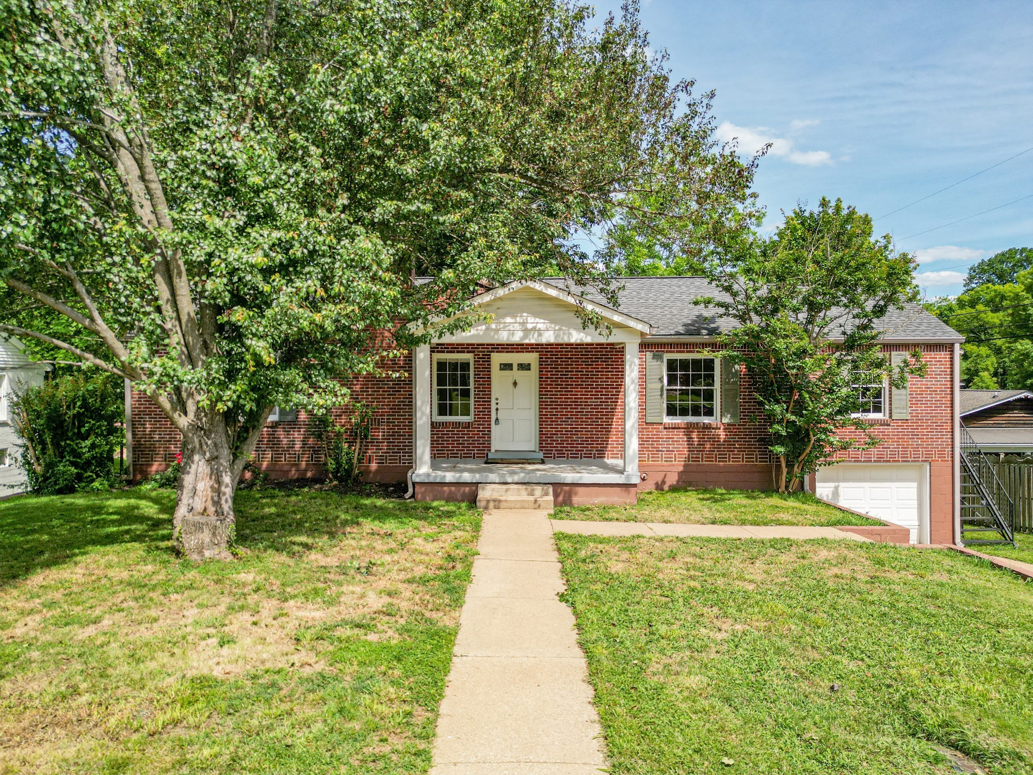 1204 Rolling Fields Dr