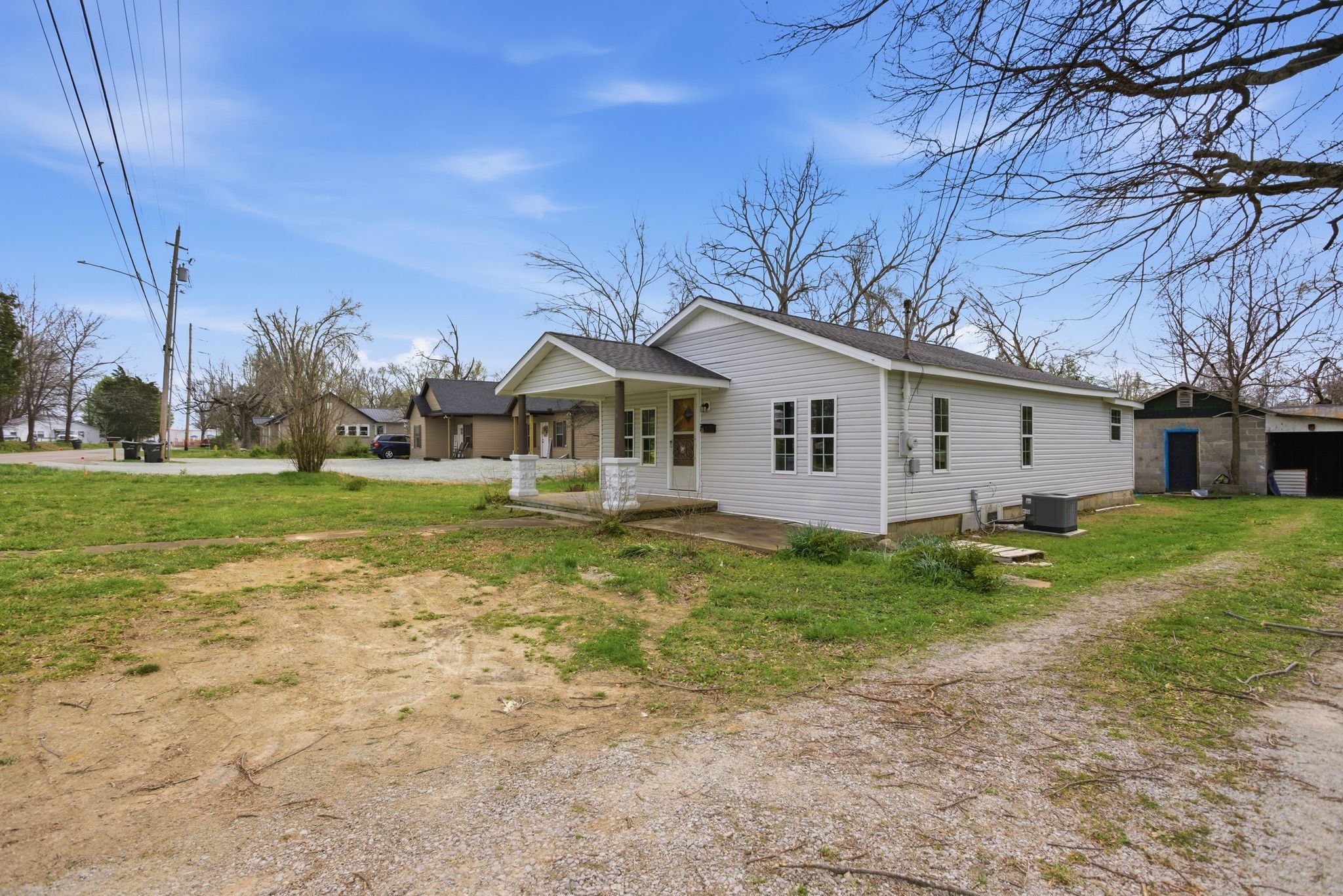 310 Smith Ave