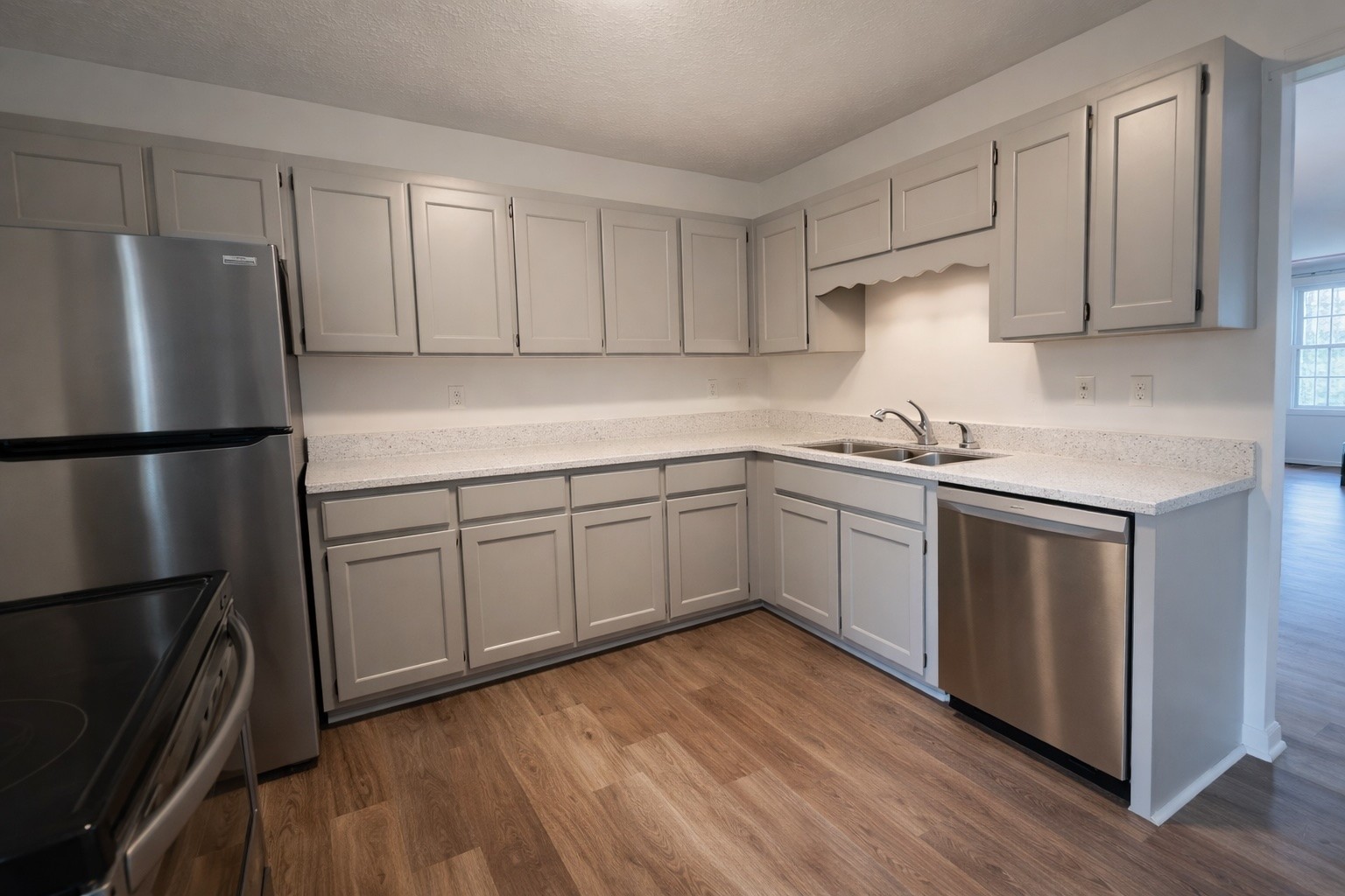 213 Oak Grove Dr