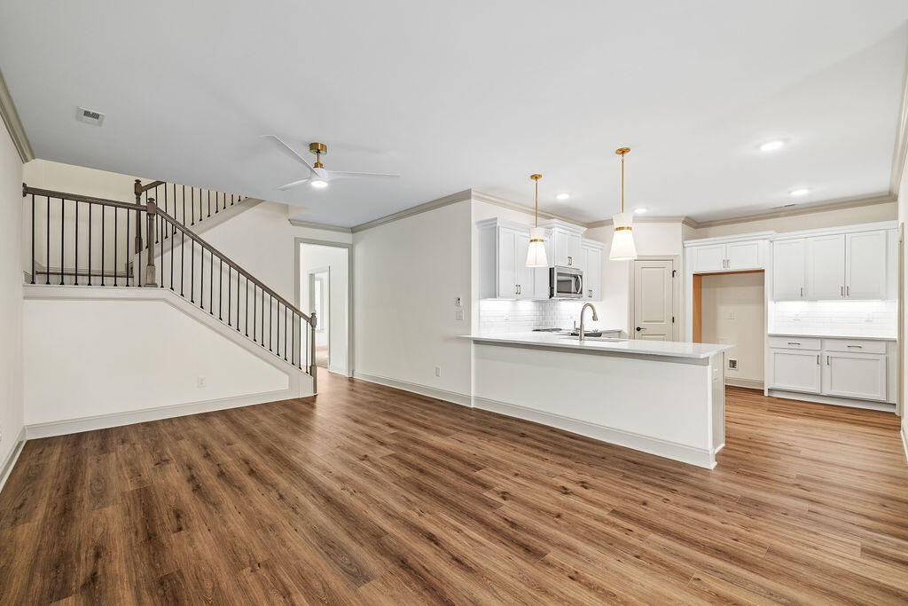 92 Founding Way
