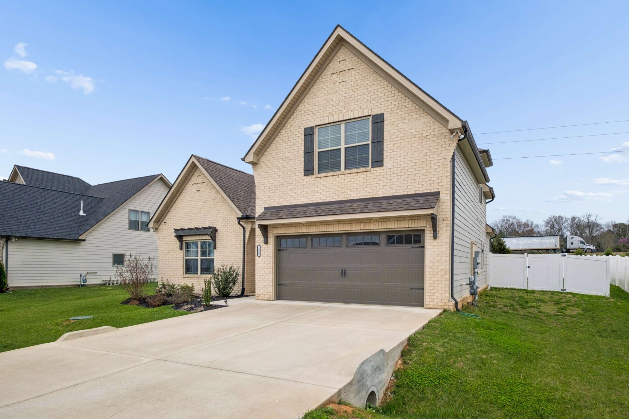 234 Glade Dr