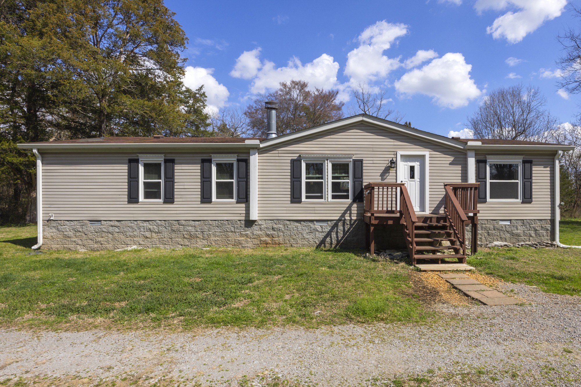 8591 Lowe Christiana Rd