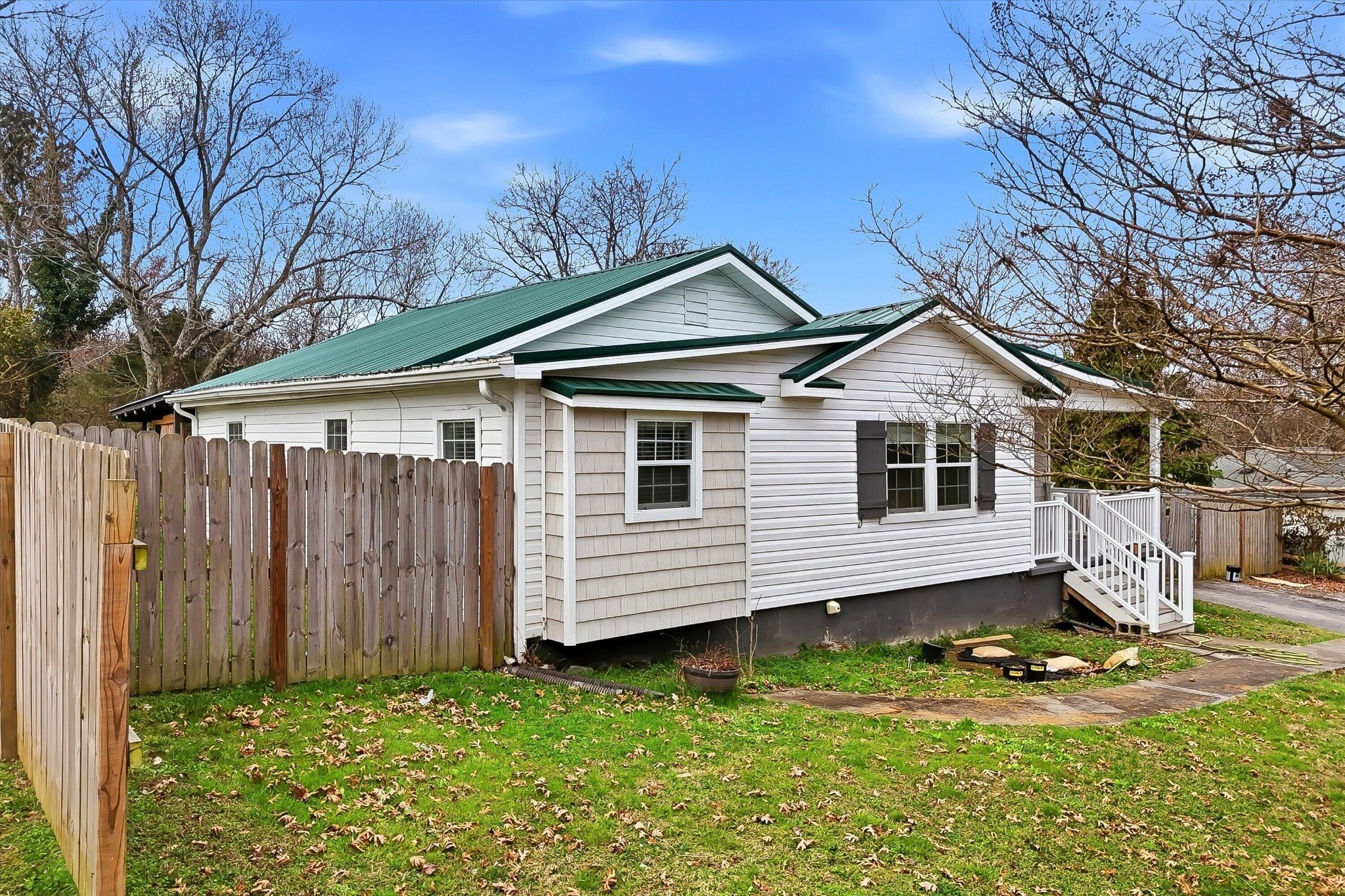 1080 6th Street, NE