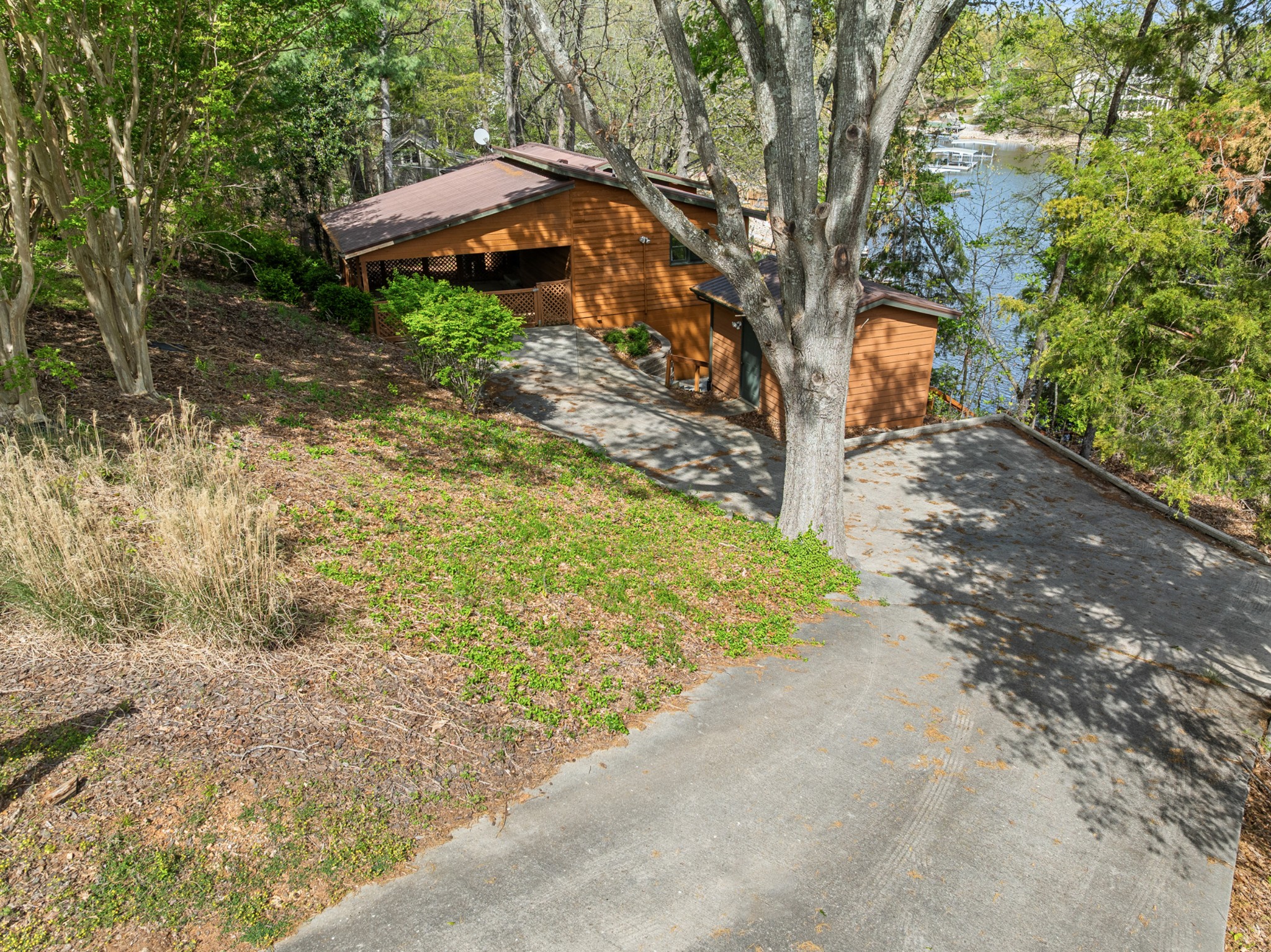 101 Woodland Pt
