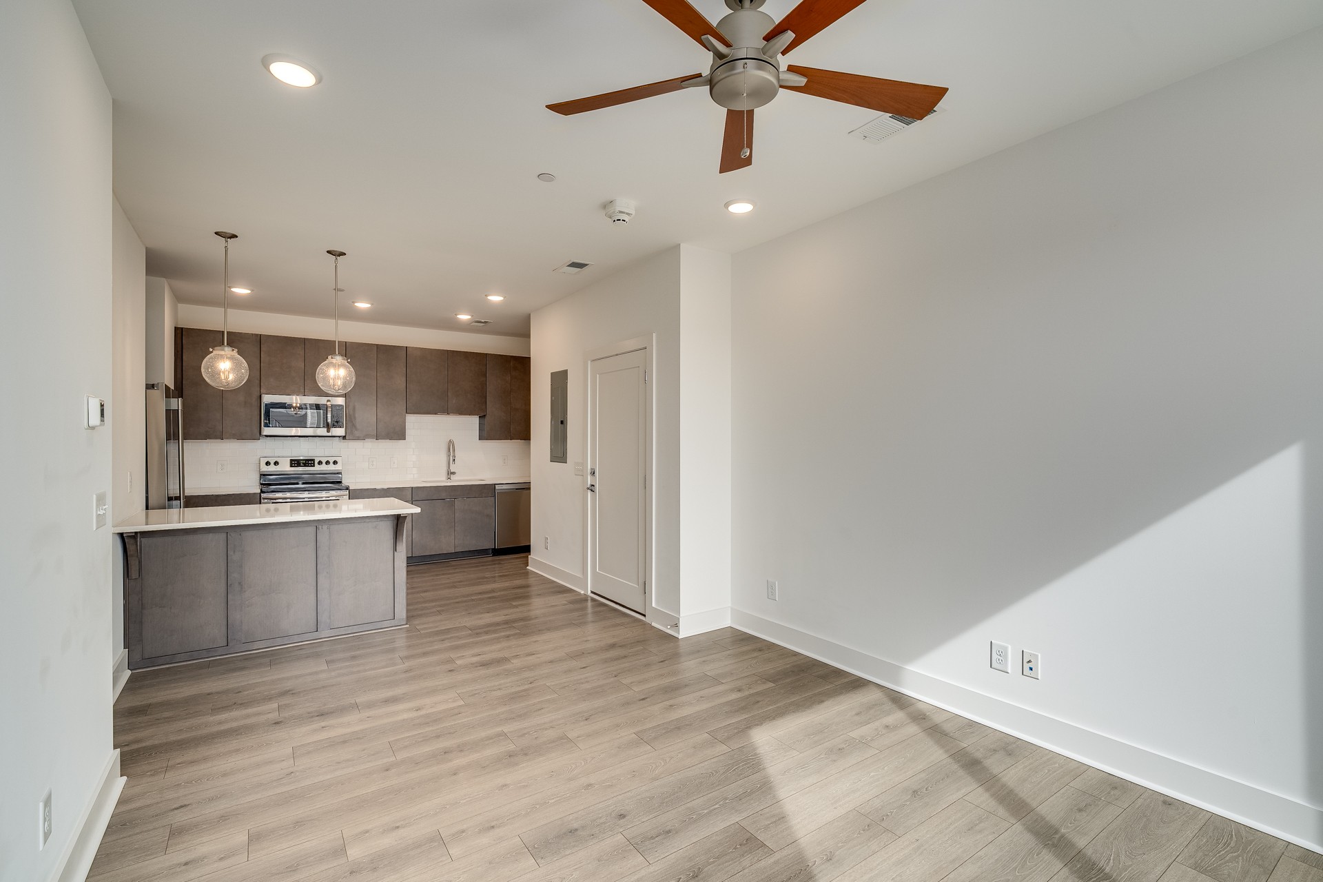 1613 Marshall Hollow Dr
