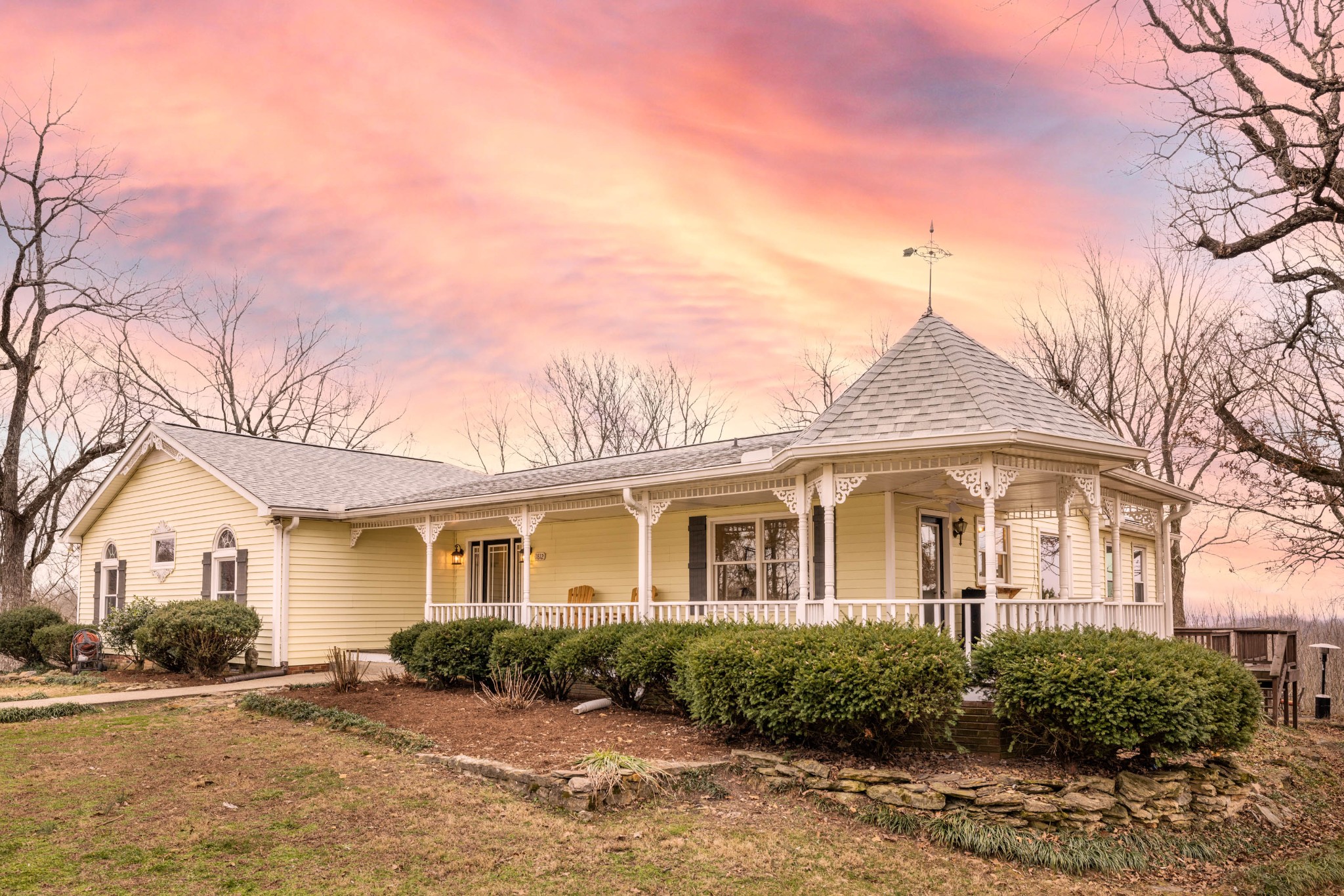 1812 Springfield Hwy