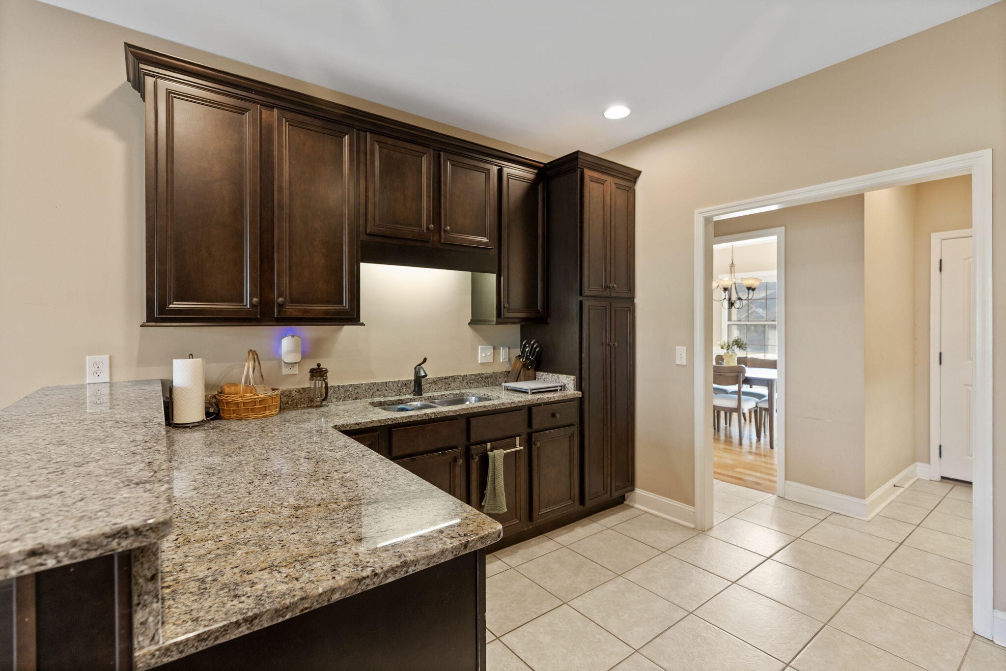 1716 Derby Lane, NW