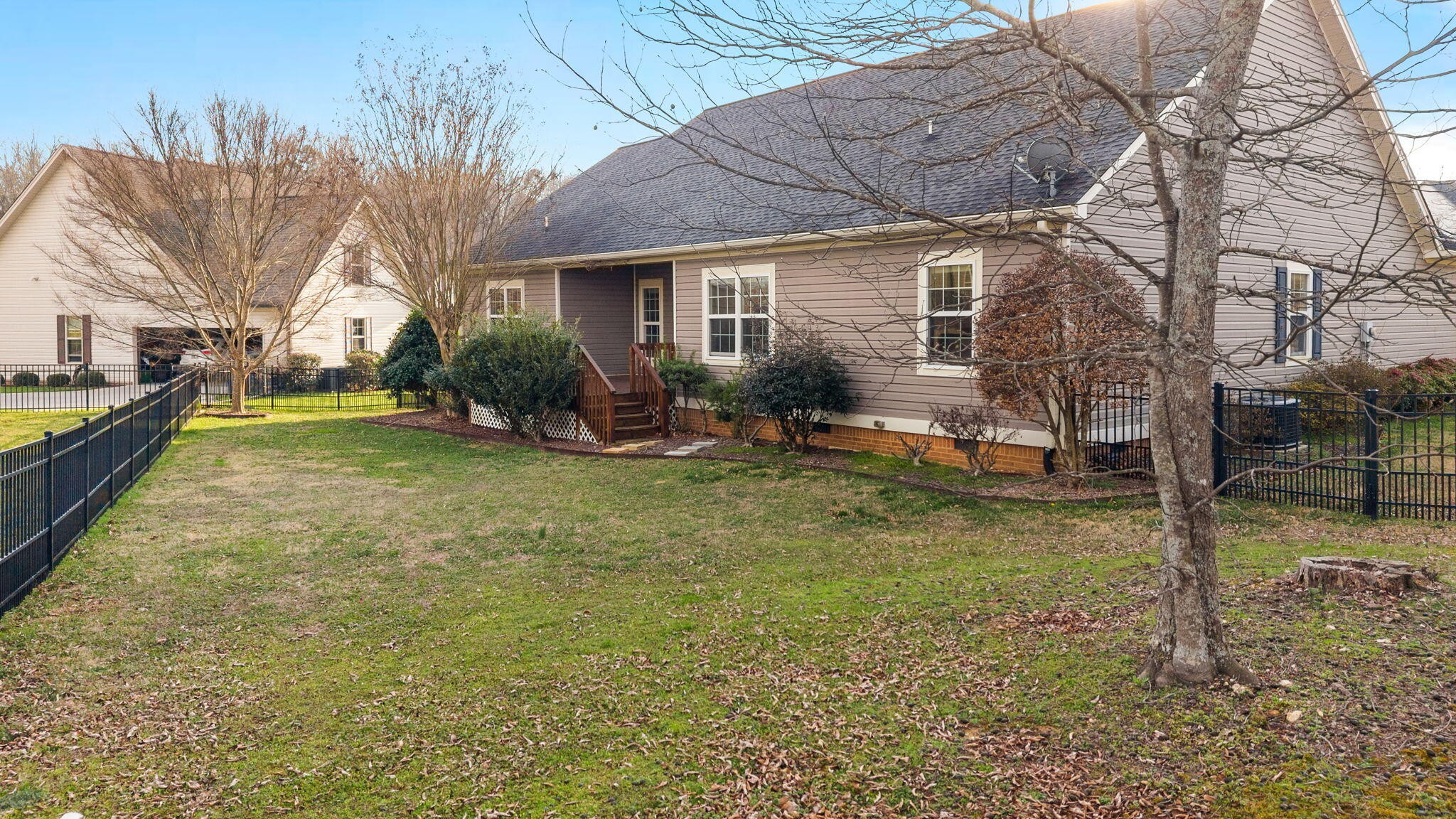 1716 Derby Lane, NW