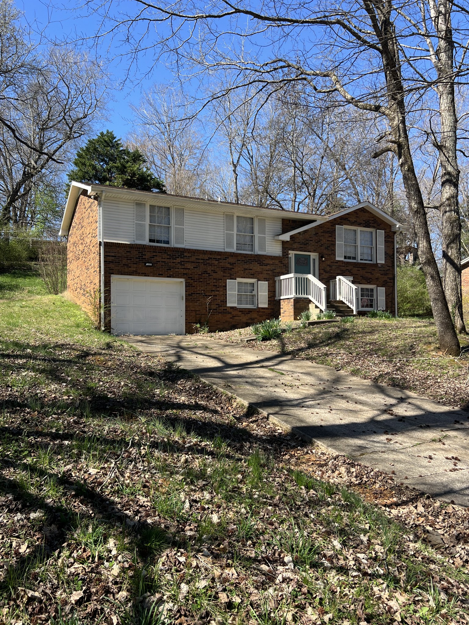 1270 Slayden Cir