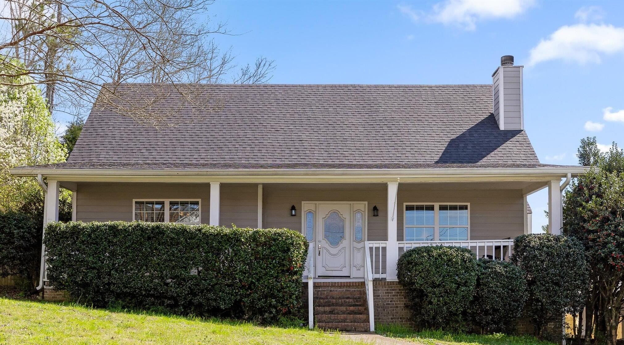 2700 Autumn Chase Drive