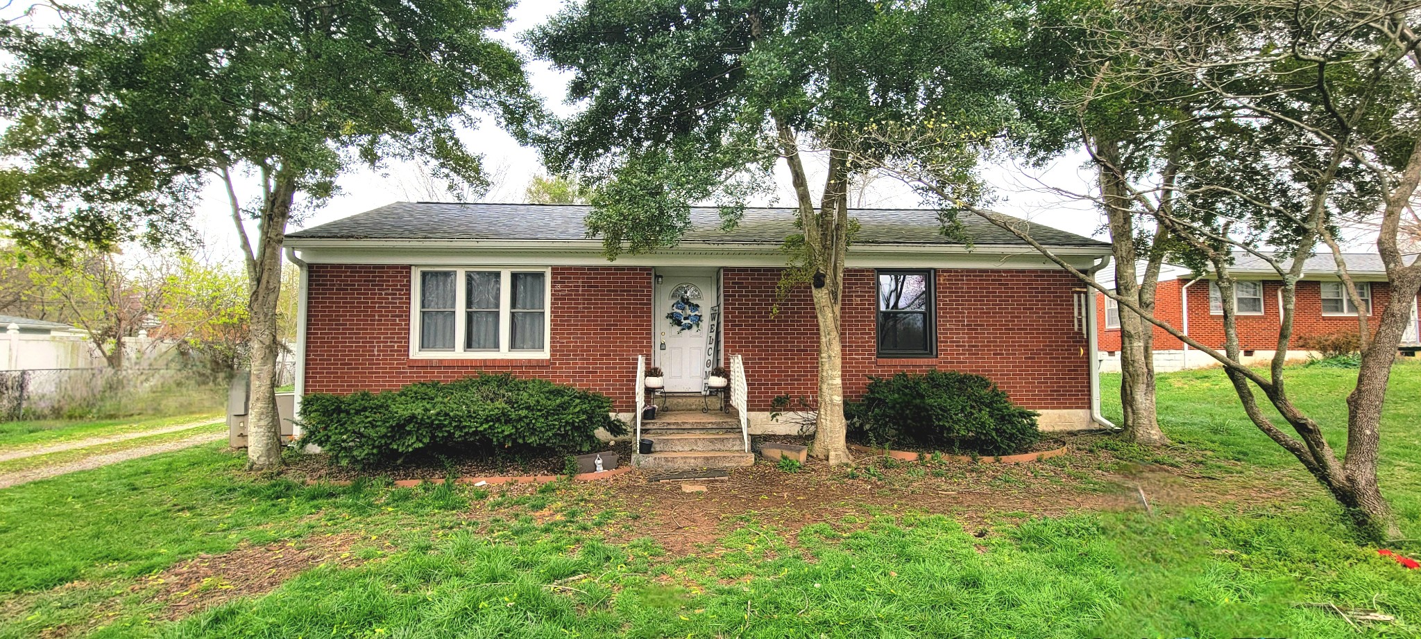 110 Old Pond Ln