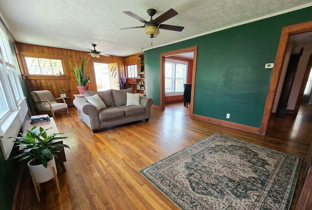 17986 State Highway 58, N