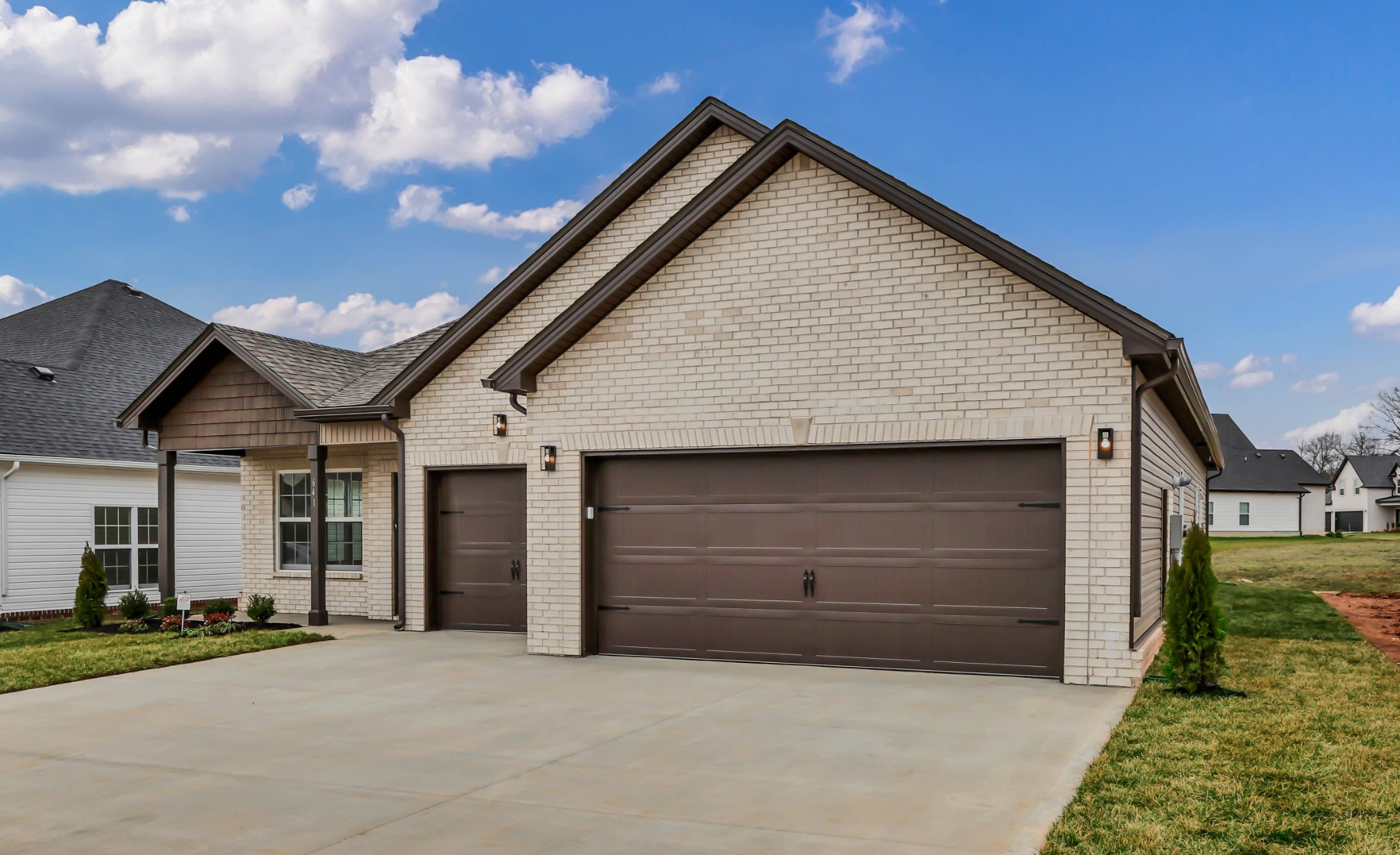 641 Woodrush Dr