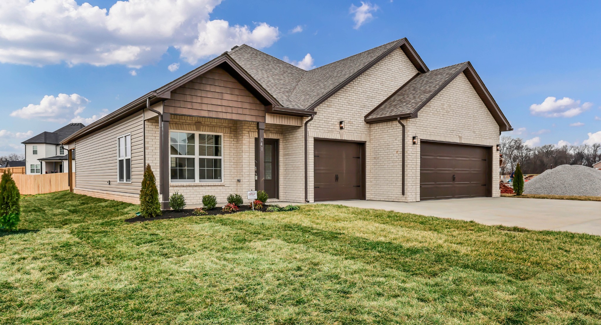 641 Woodrush Dr