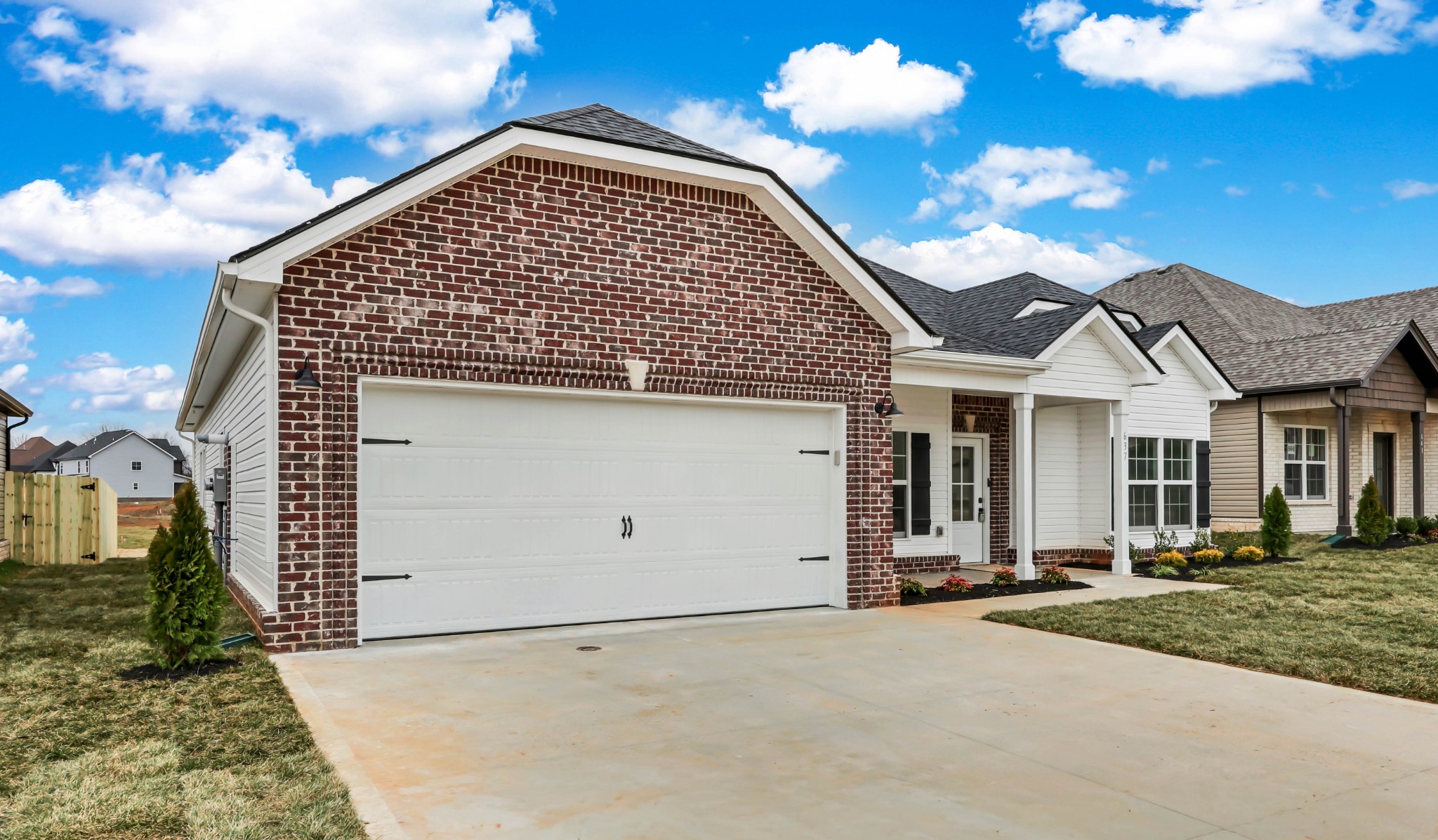 637 Woodrush Dr