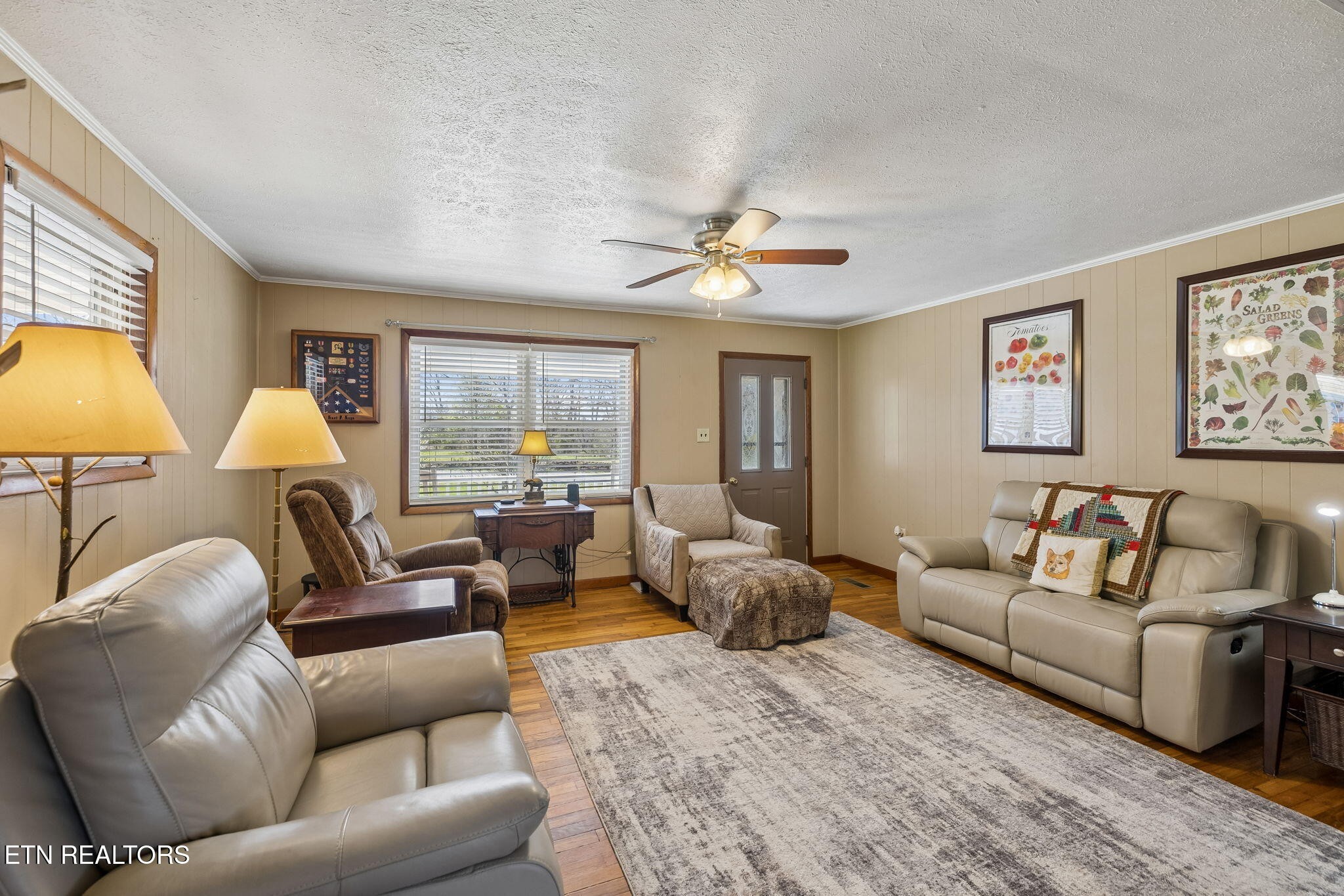 704 Pea Ridge Rd