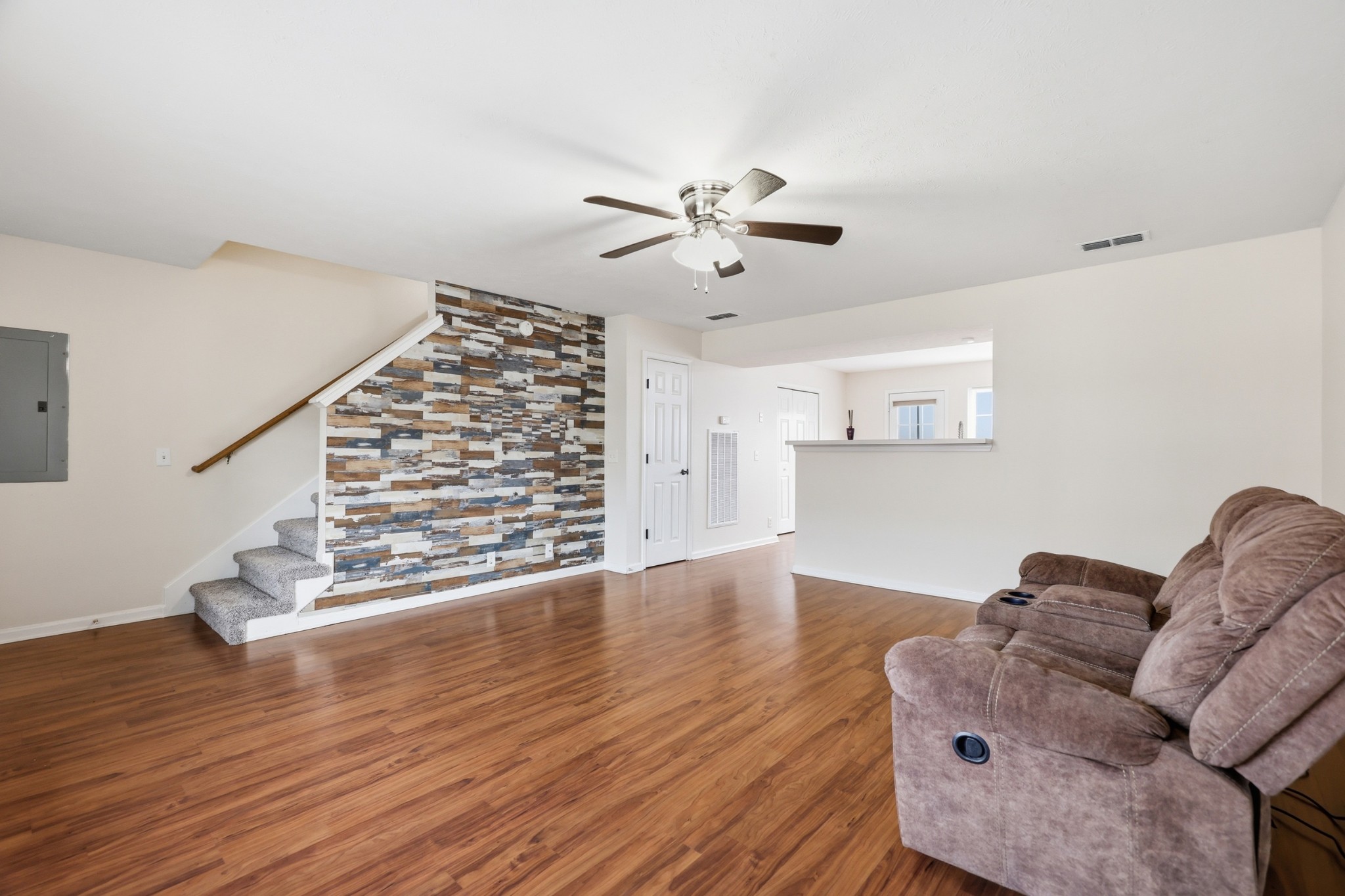 155 Wolverine Ct