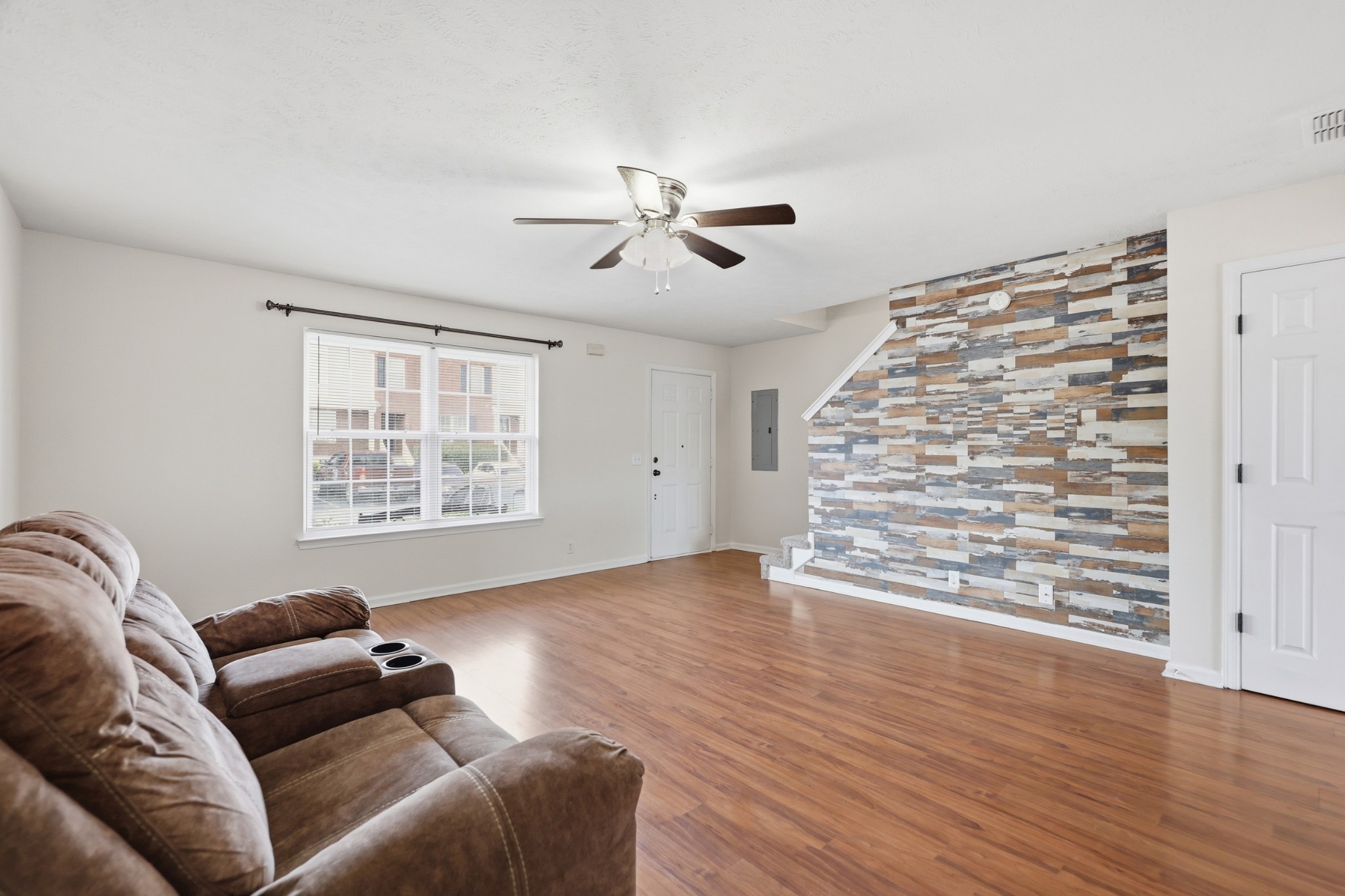 155 Wolverine Ct