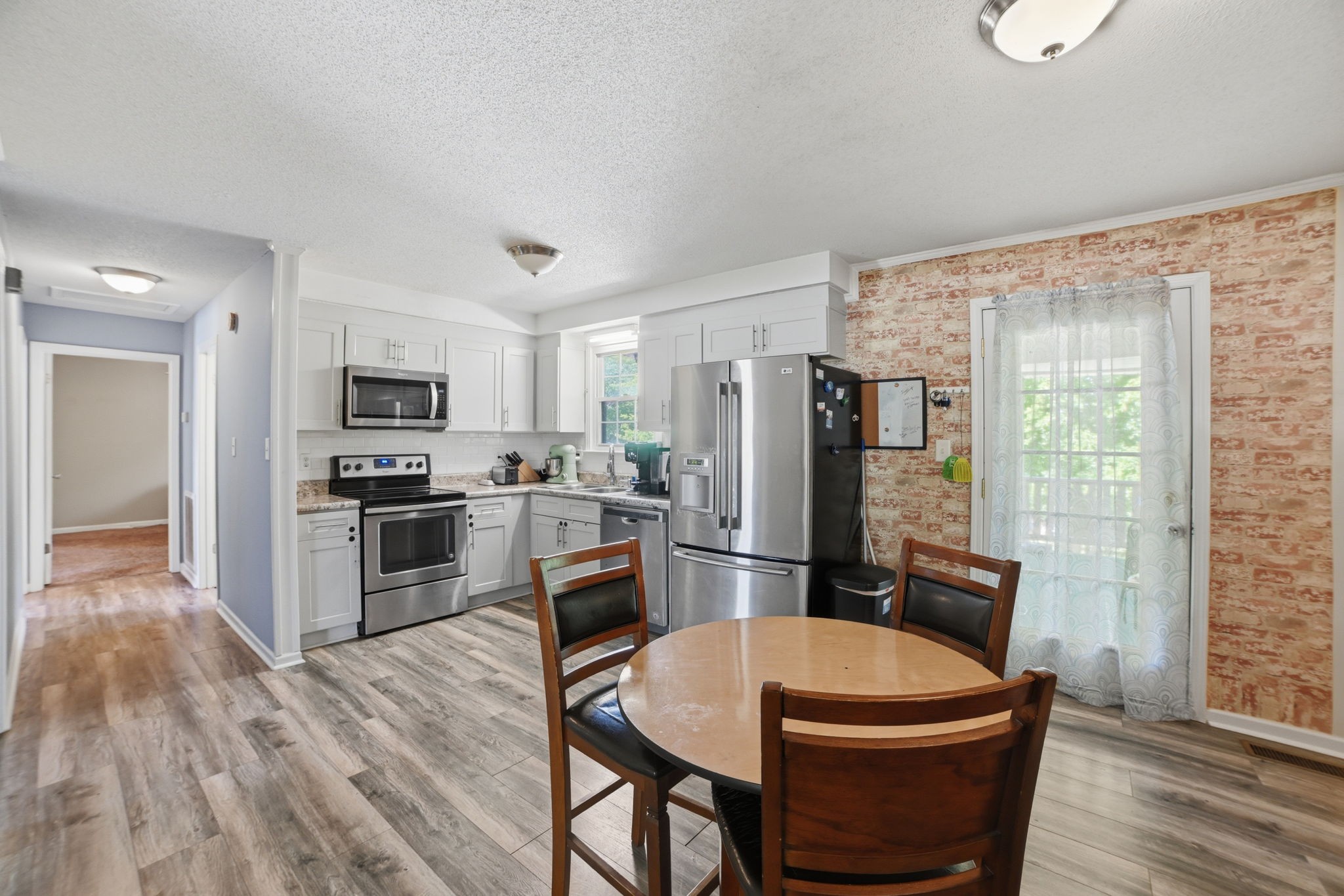 1810 Apex Dr
