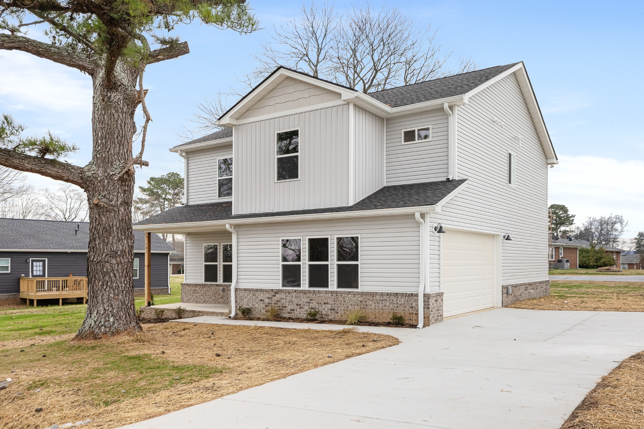 101 Hilltop Dr